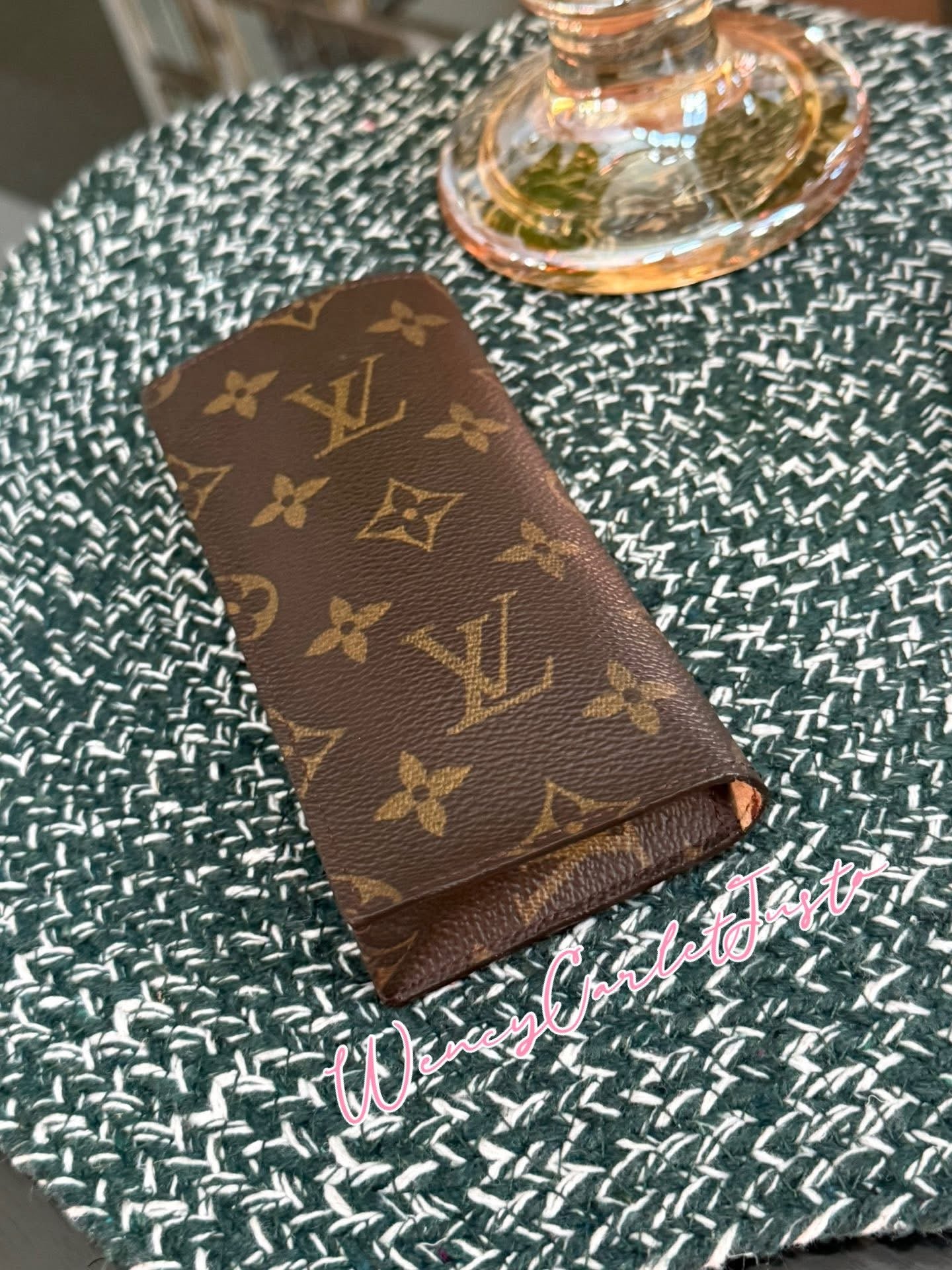 Monogram Sunglasses Holder 📅 Year: 2001