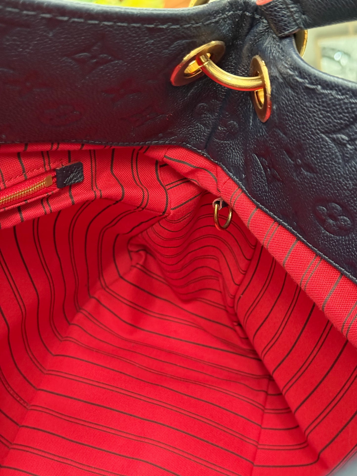 Artsy MM Empriente in Navy Blue with Dustbag- 📅 Year: 2020