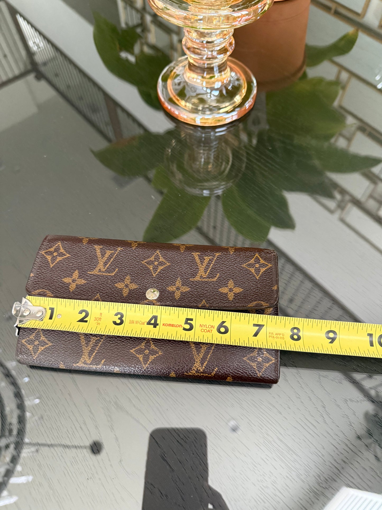 Sarah Wallet with 10 Cardholders 🗓️ Year: 2008