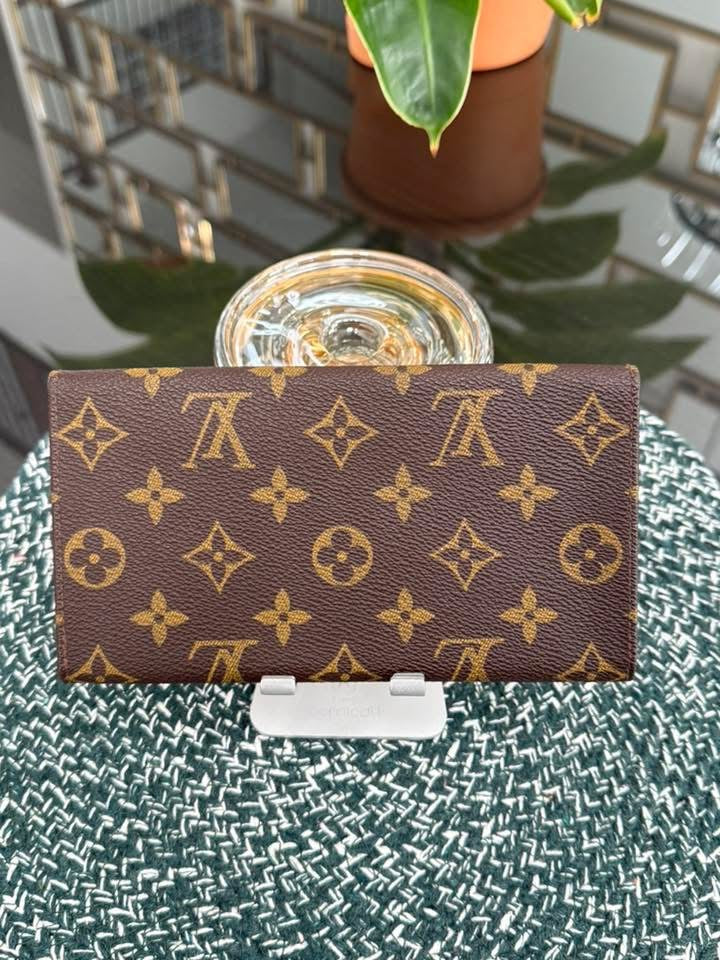 Vintage Long Wallet in Monogram with Dustbag 🗓️ Year: 1985