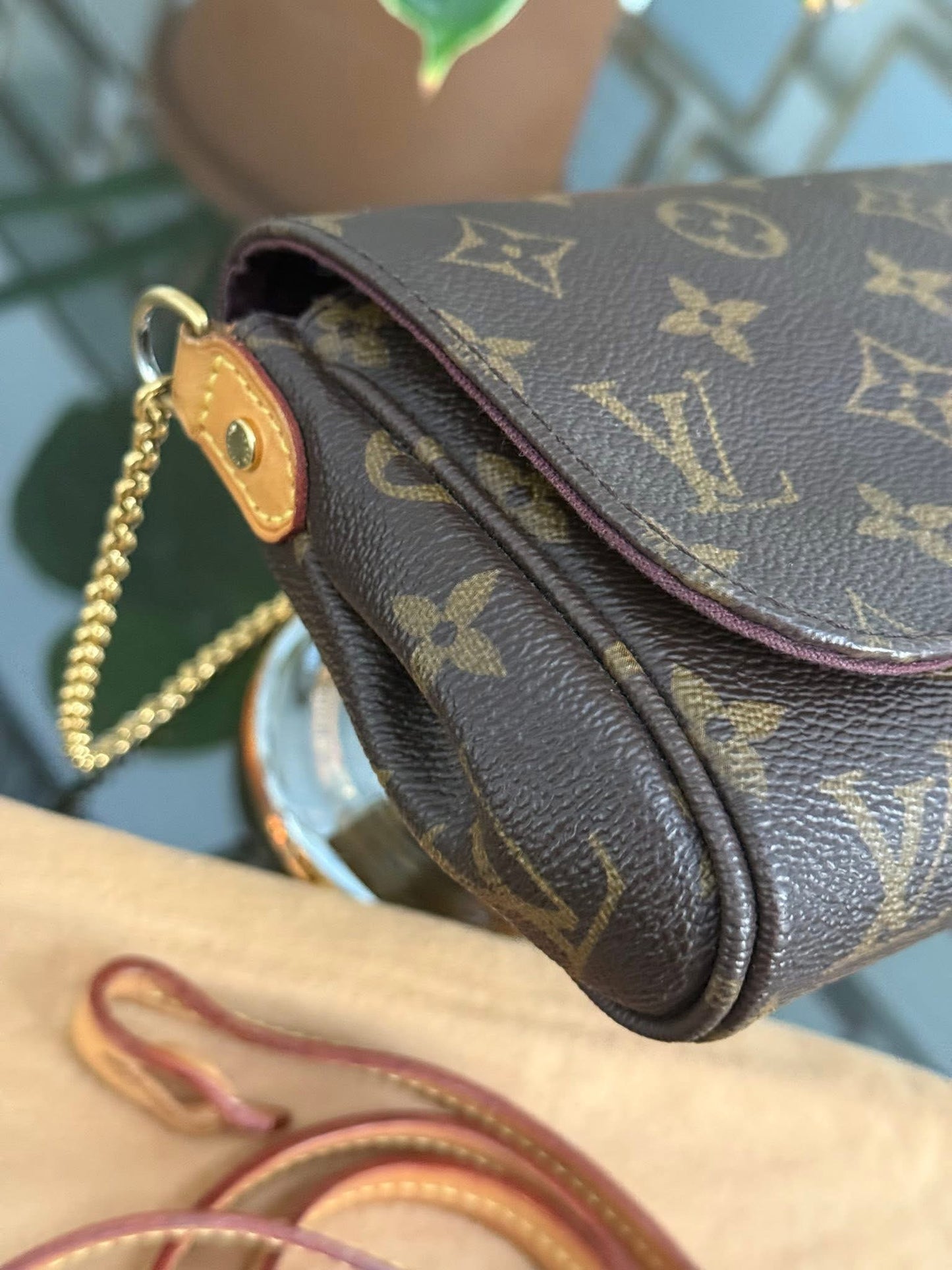 Favorite PM in Monogram with Original Strap, Dustbag, Box and Paper Bag 🗓️ Year: 2014