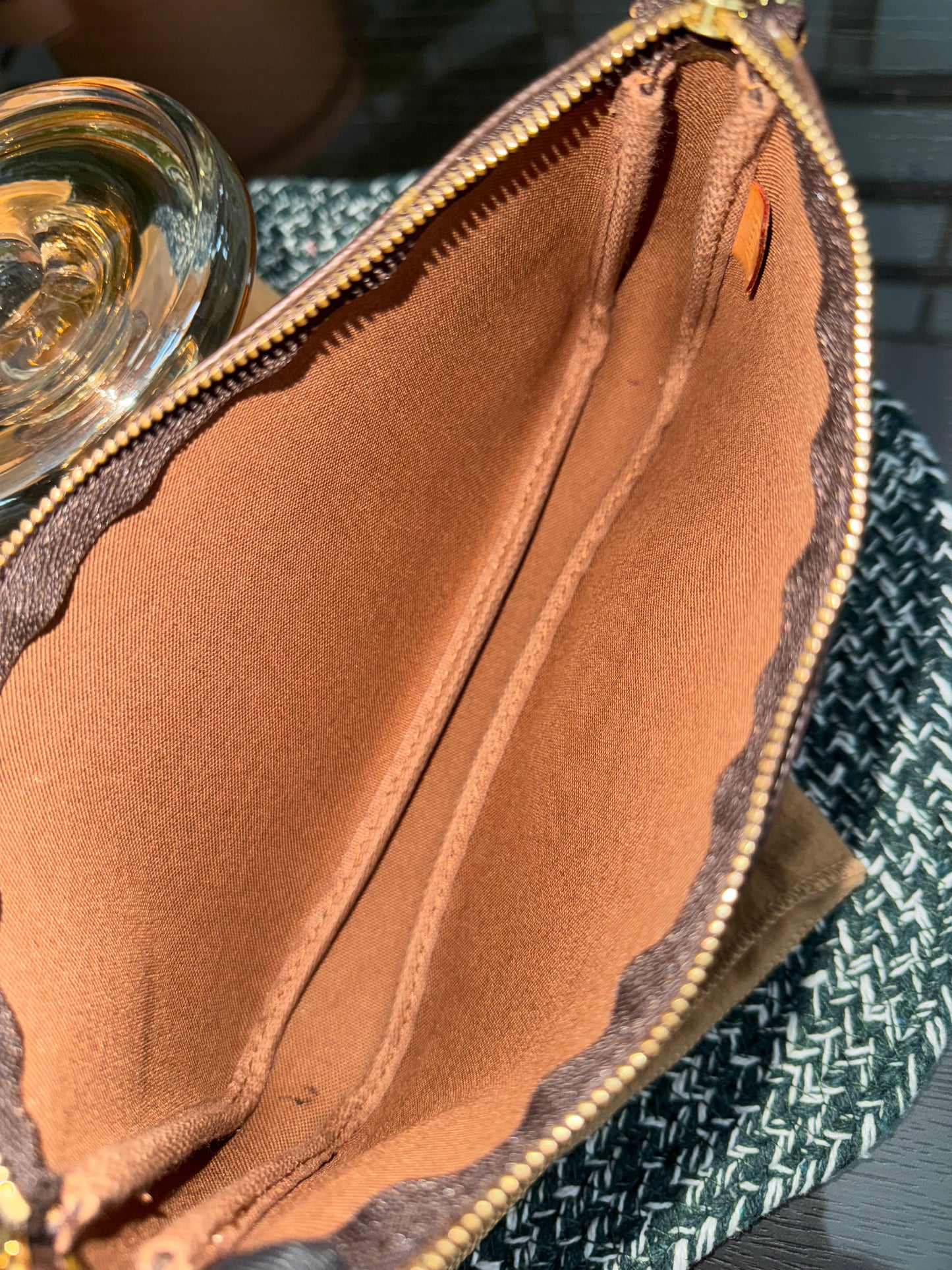 Pochette Accessories with Dustbag -🗓️ Year: 2001