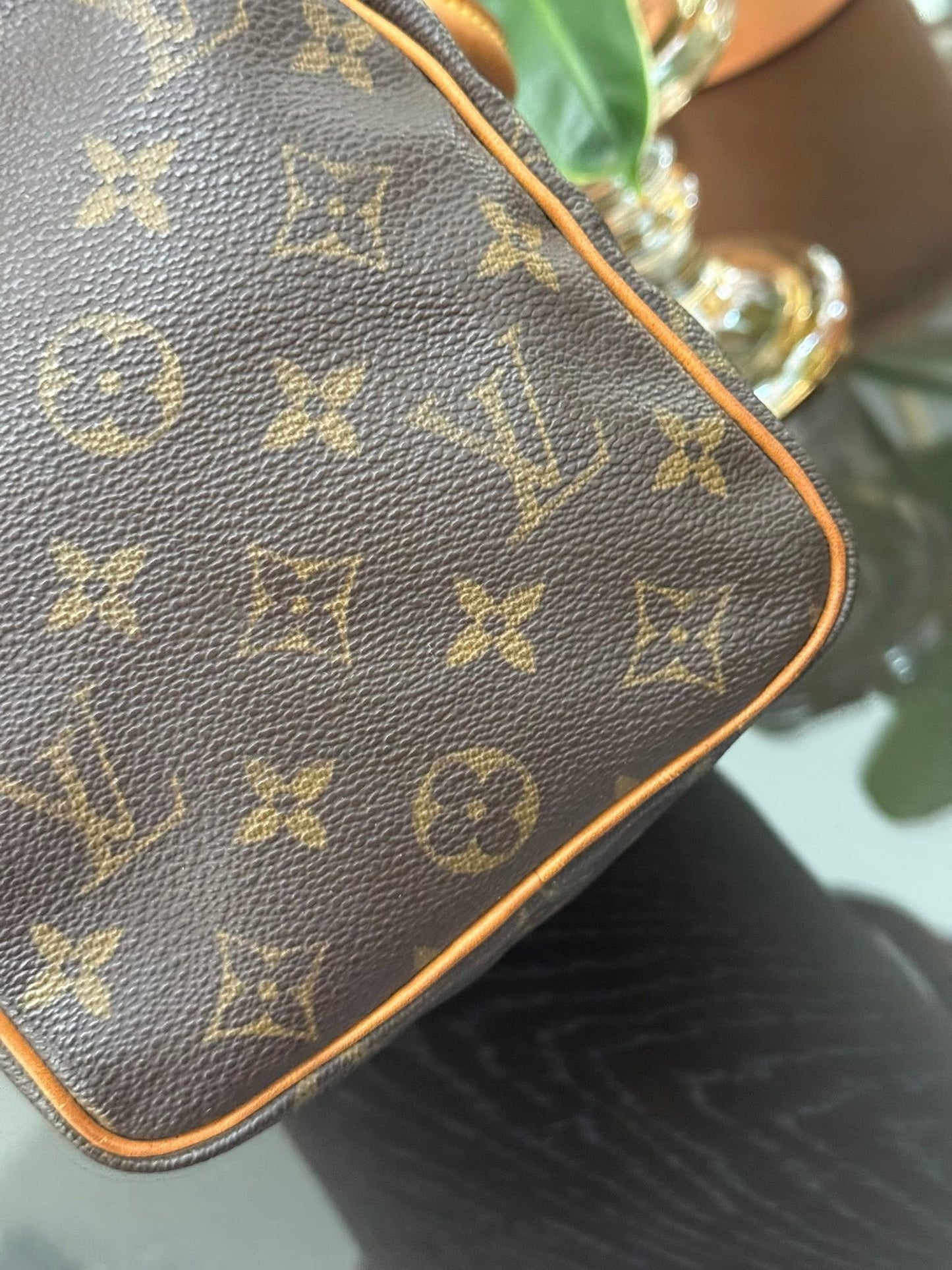 Speedy 25 in Monogram with Lock 🔐 and Key -🗓️ Year: 2000