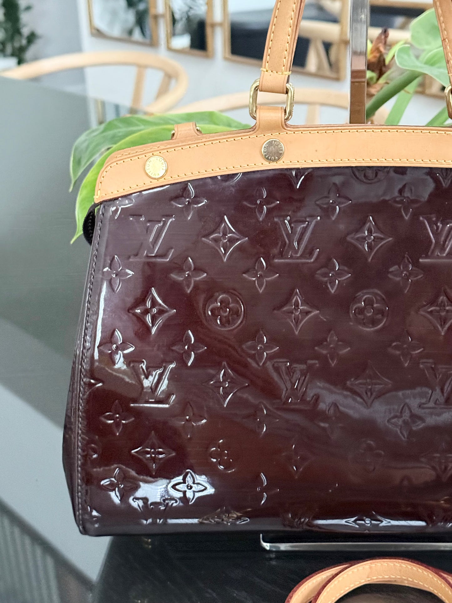 Vernis Brea MM Amarante with Original Strap , Dustbag and Insert Organizer 🗓️ Year: 2013