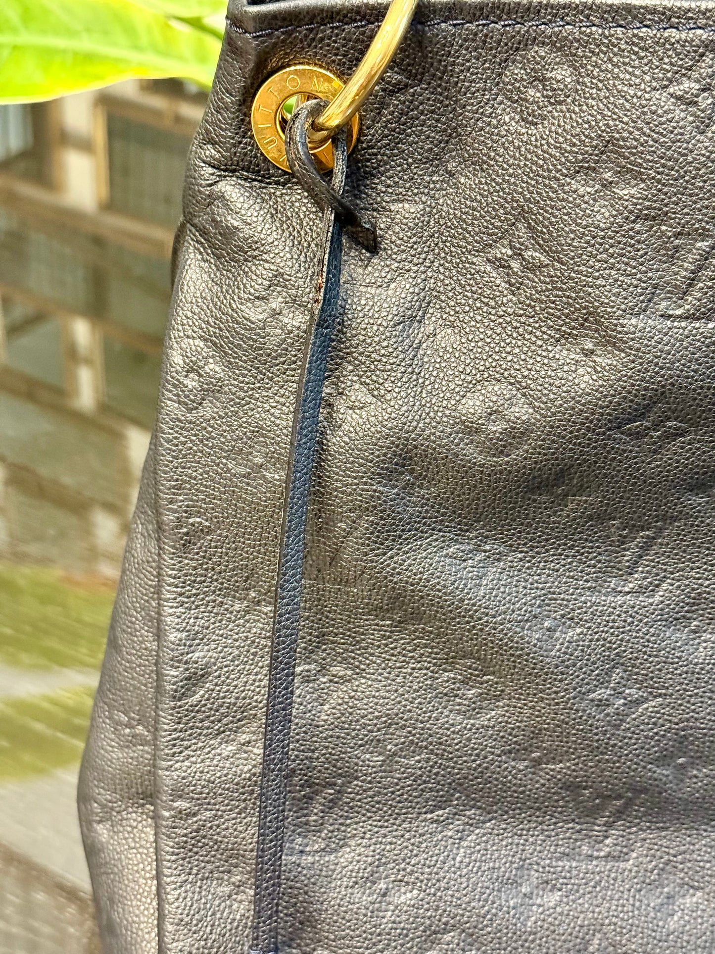 Artsy MM Empriente in Black/ Dark Blue with Dustbag and Insert Organizer 📅 Year: 2011