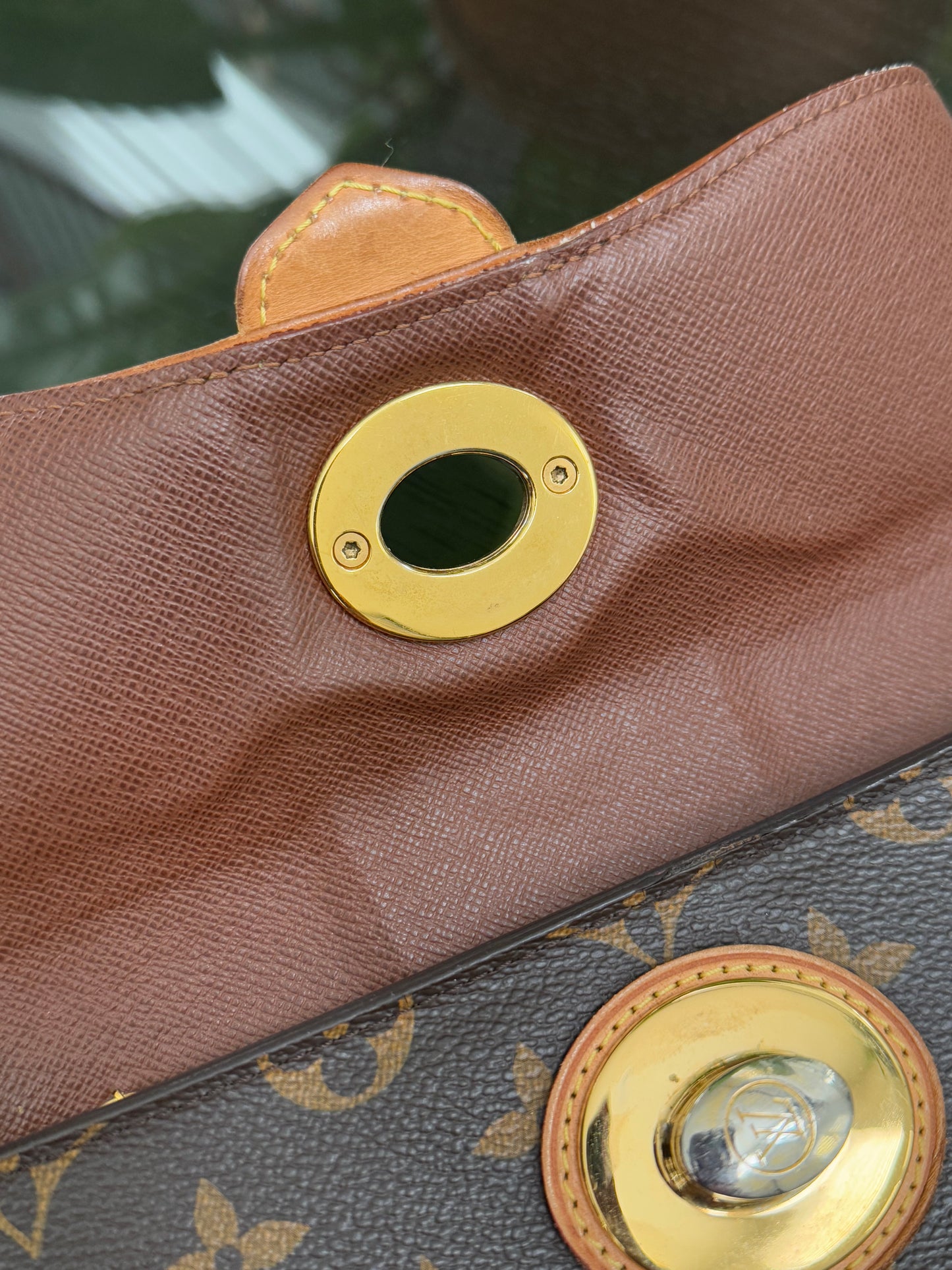 Boetie Wallet w/ 16 Cardholders - 📅 Year: 2011