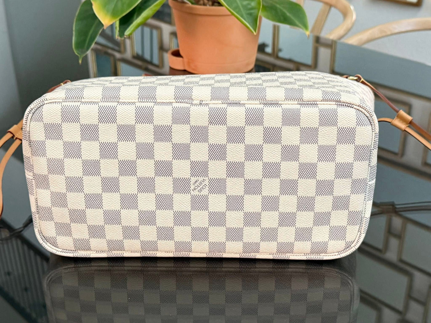 Neverfull MM Azur in Rose Ballerine with Dustbag and Insert Organizer 📅 Year: 2017