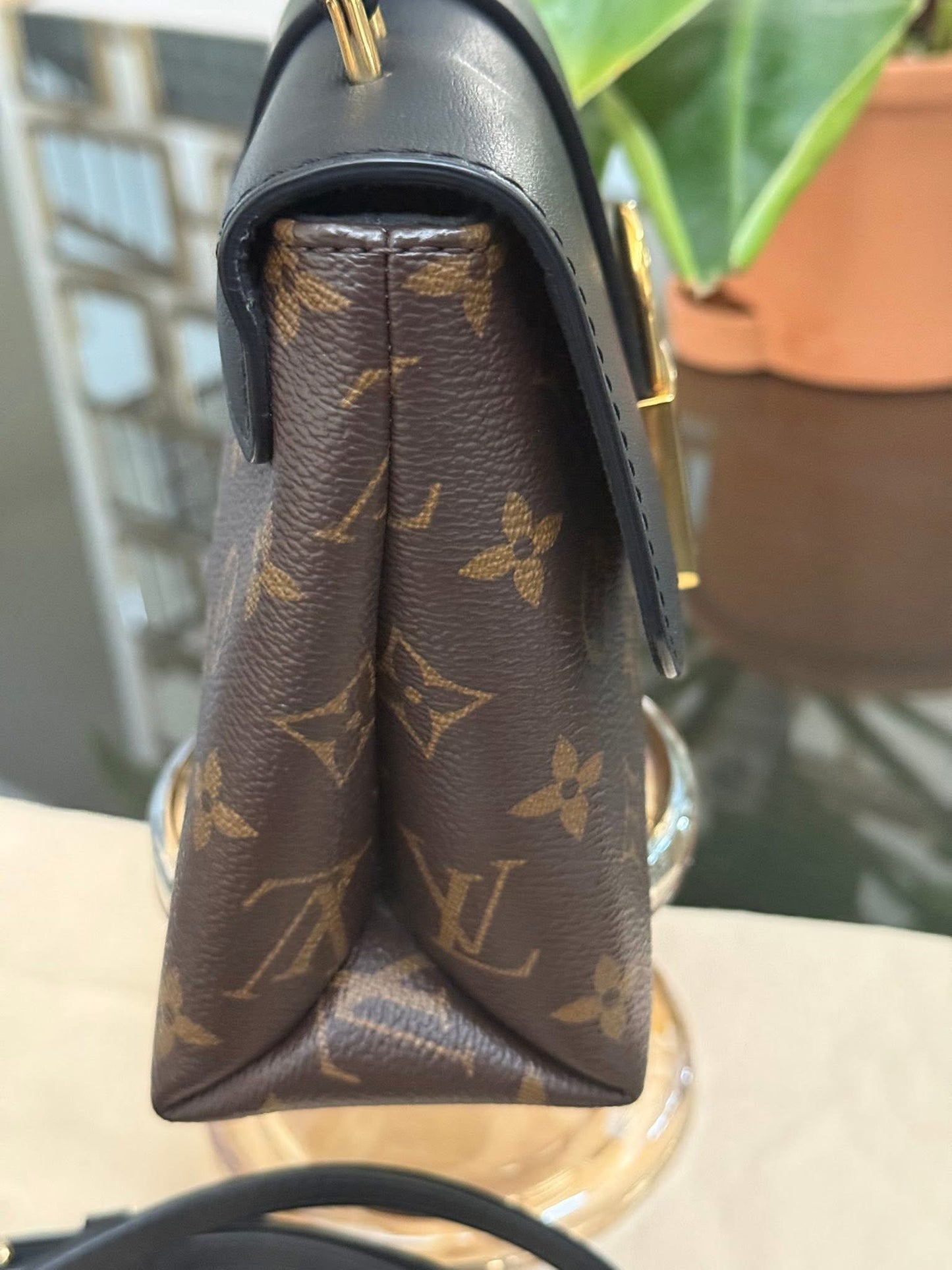 Locky BB Monogram Noir with Original Strap, Dustbag, Box and Paper bag - 📅 Year: 2019