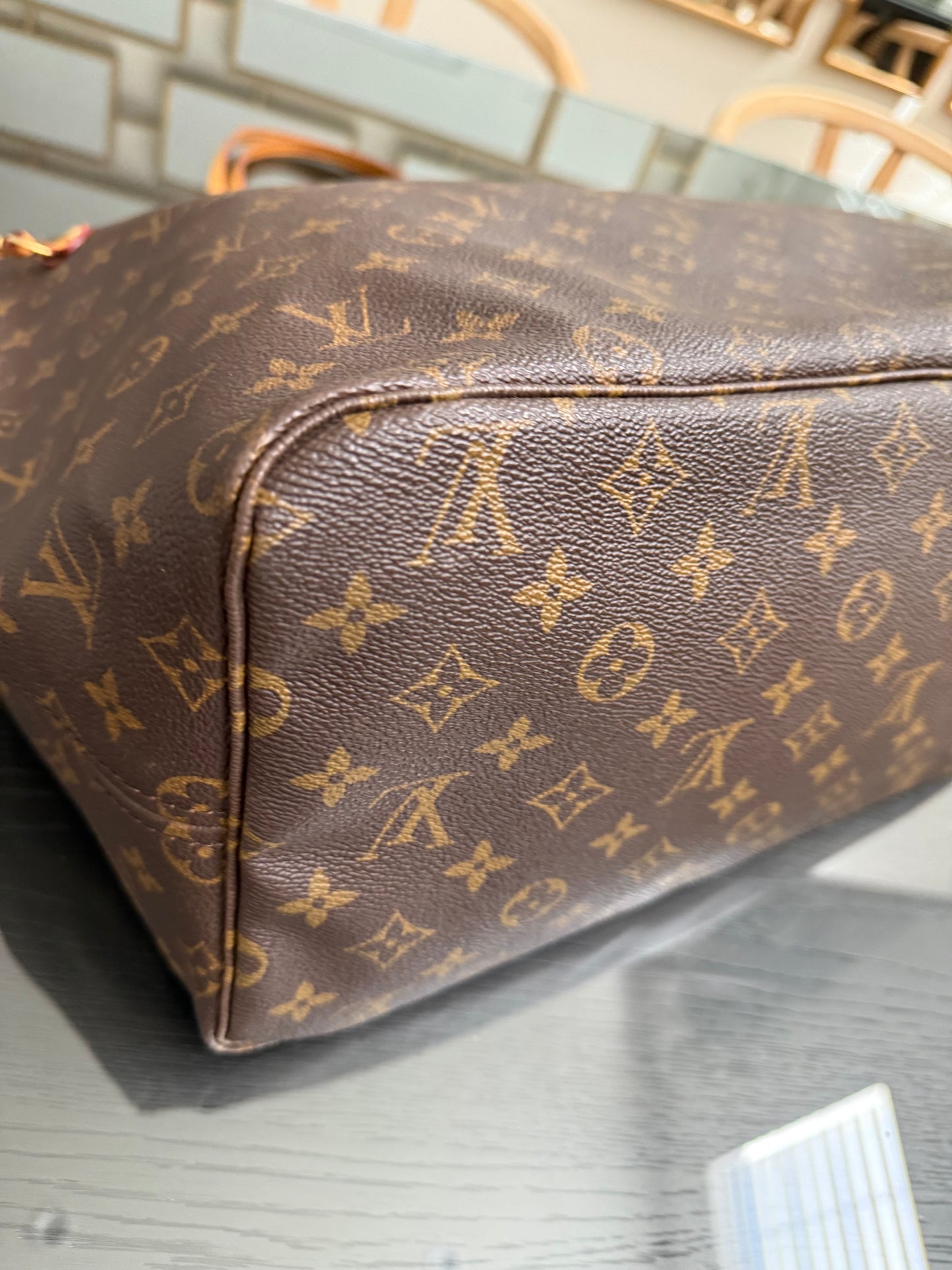 Neverfull GM with Dustbag and Insert Organizer 📅 Year: 2009