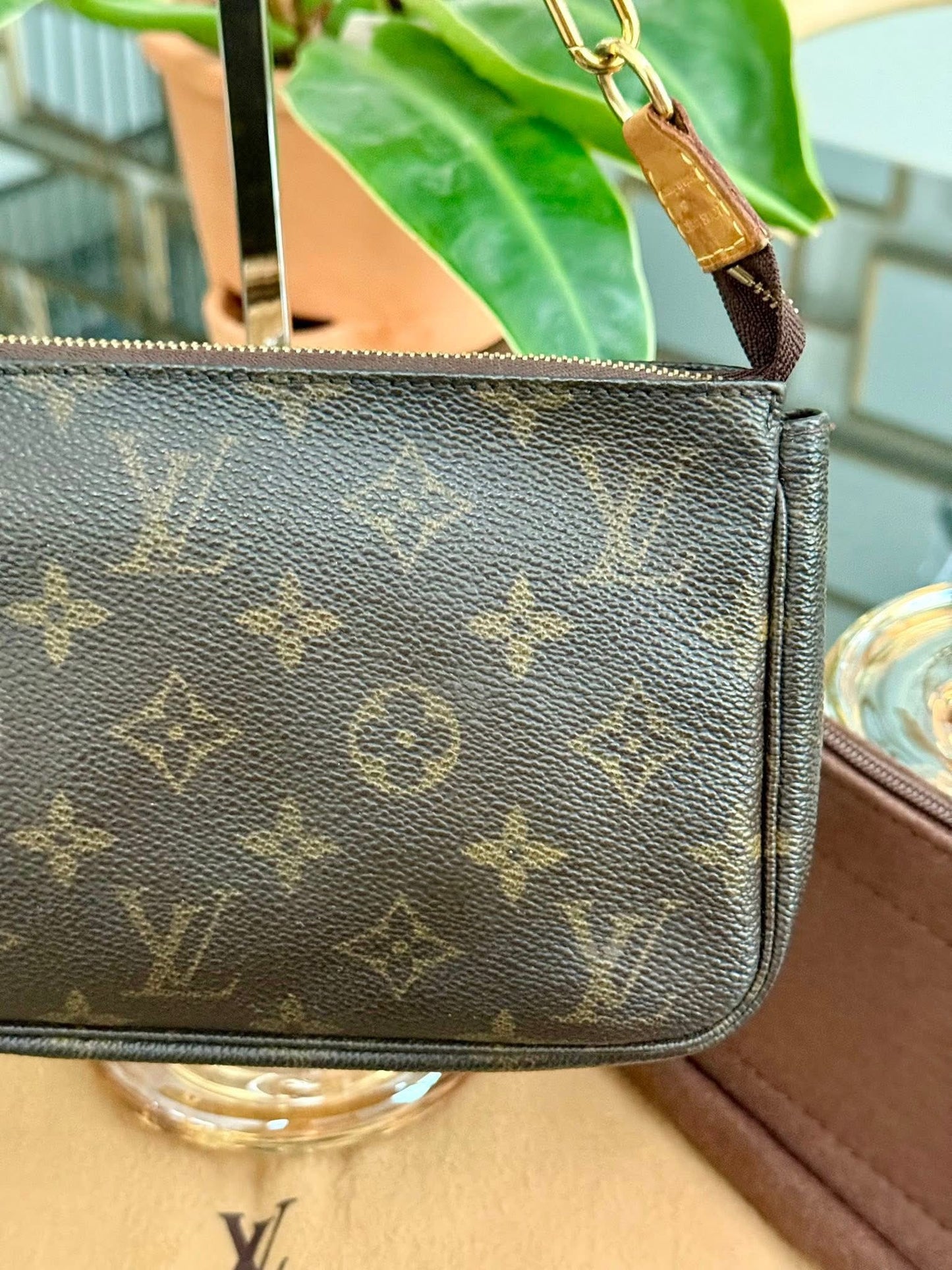 Pochette Accessories with Dustbag and Insert organizer -🗓️ Year: 2000