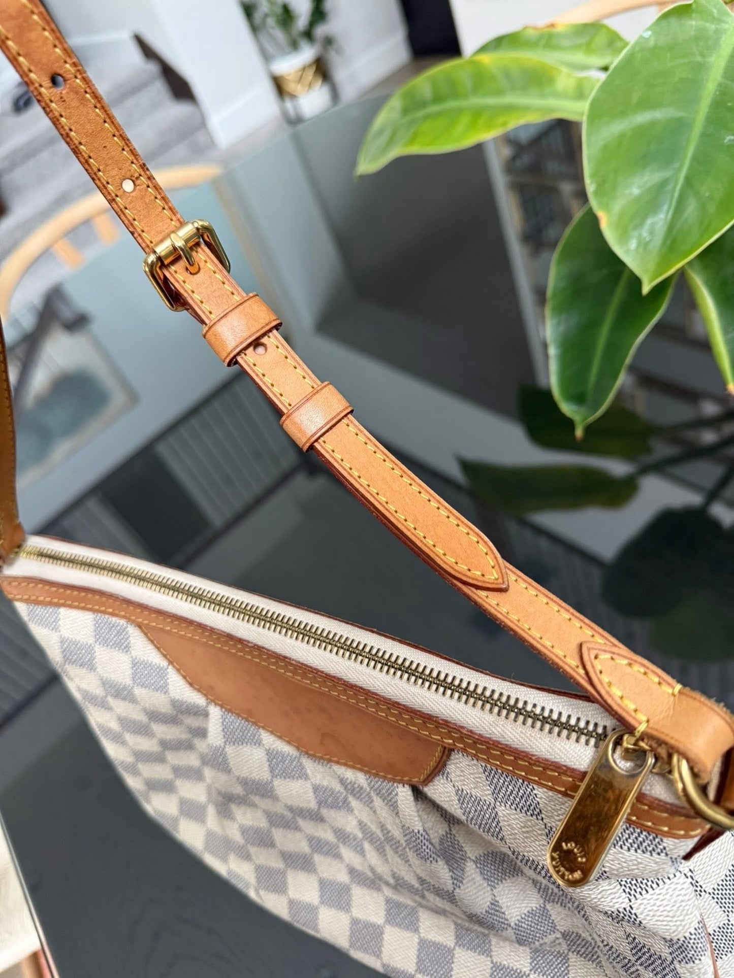 Siracusa PM Crossbody - 🗓️ Year: 2011