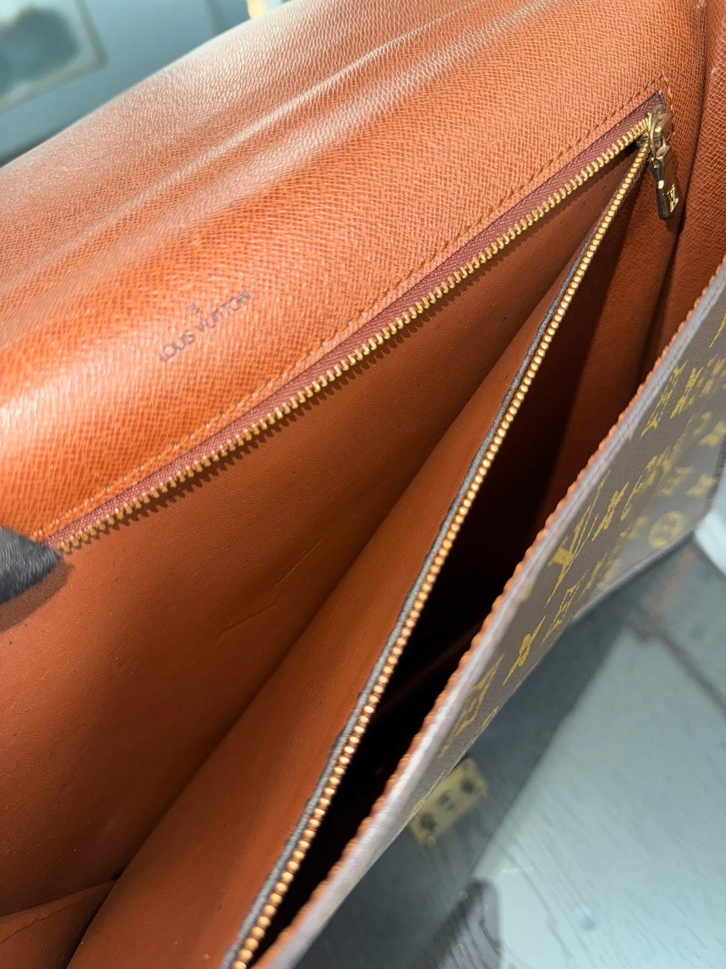 Porte Document / Laptop Vintage Bag with Key 🔑 and Crossbody Strap 🗓️ Year 1990
