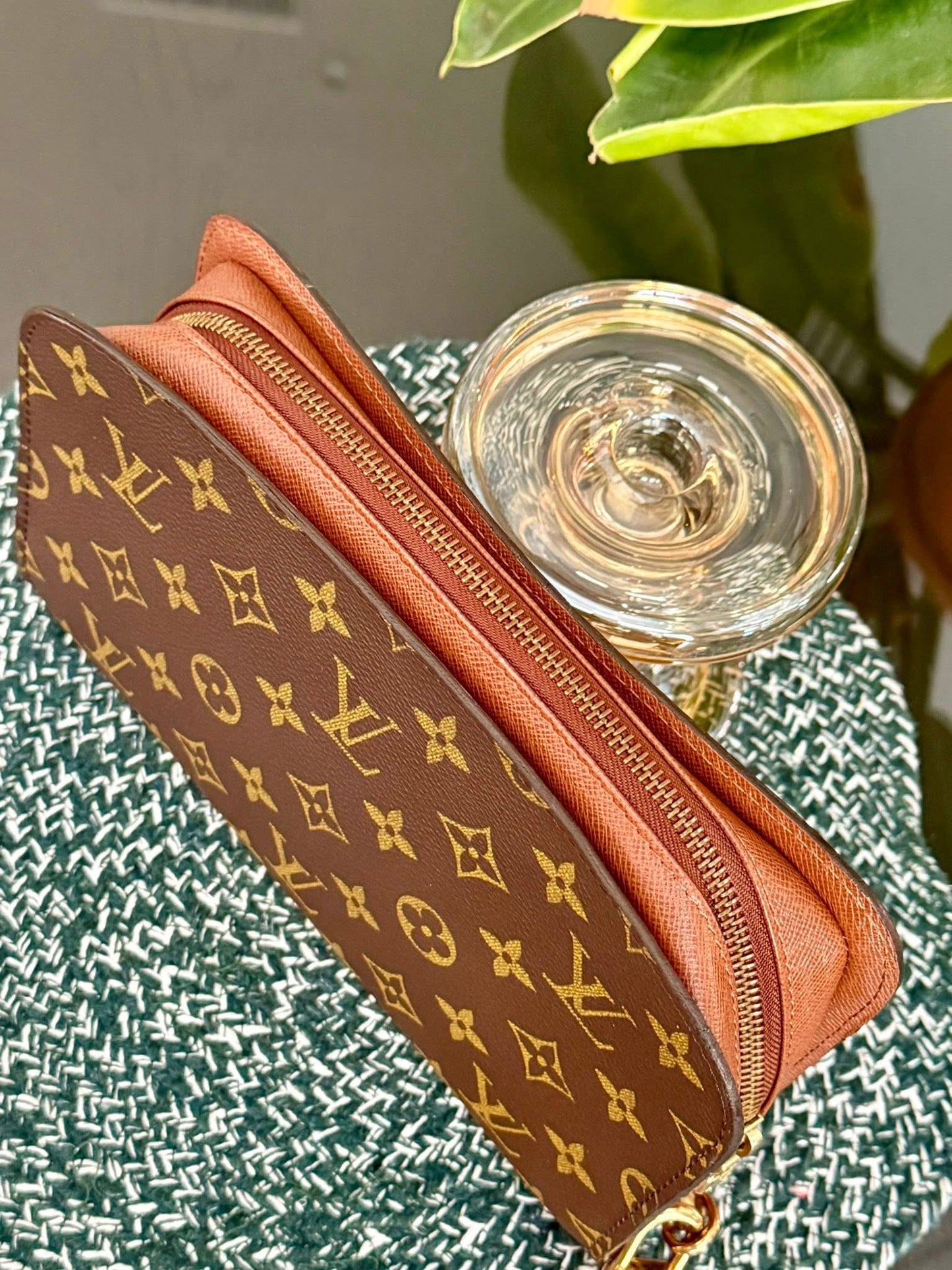 Orsay Clutch 🌼🗓️ Year: 1994