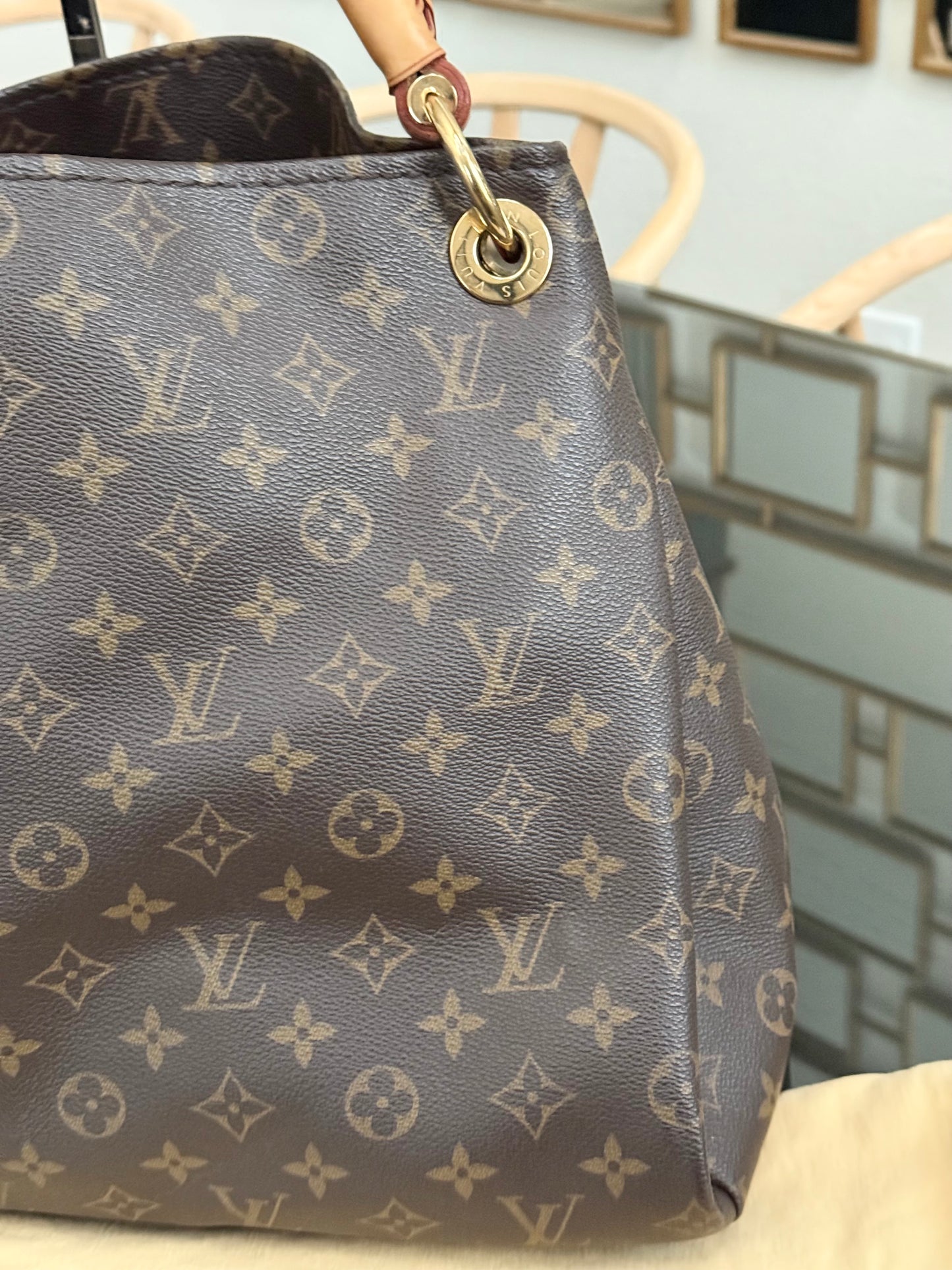 Artsy MM with Dustbag and Insert Organizer - 📅 Year: 2010