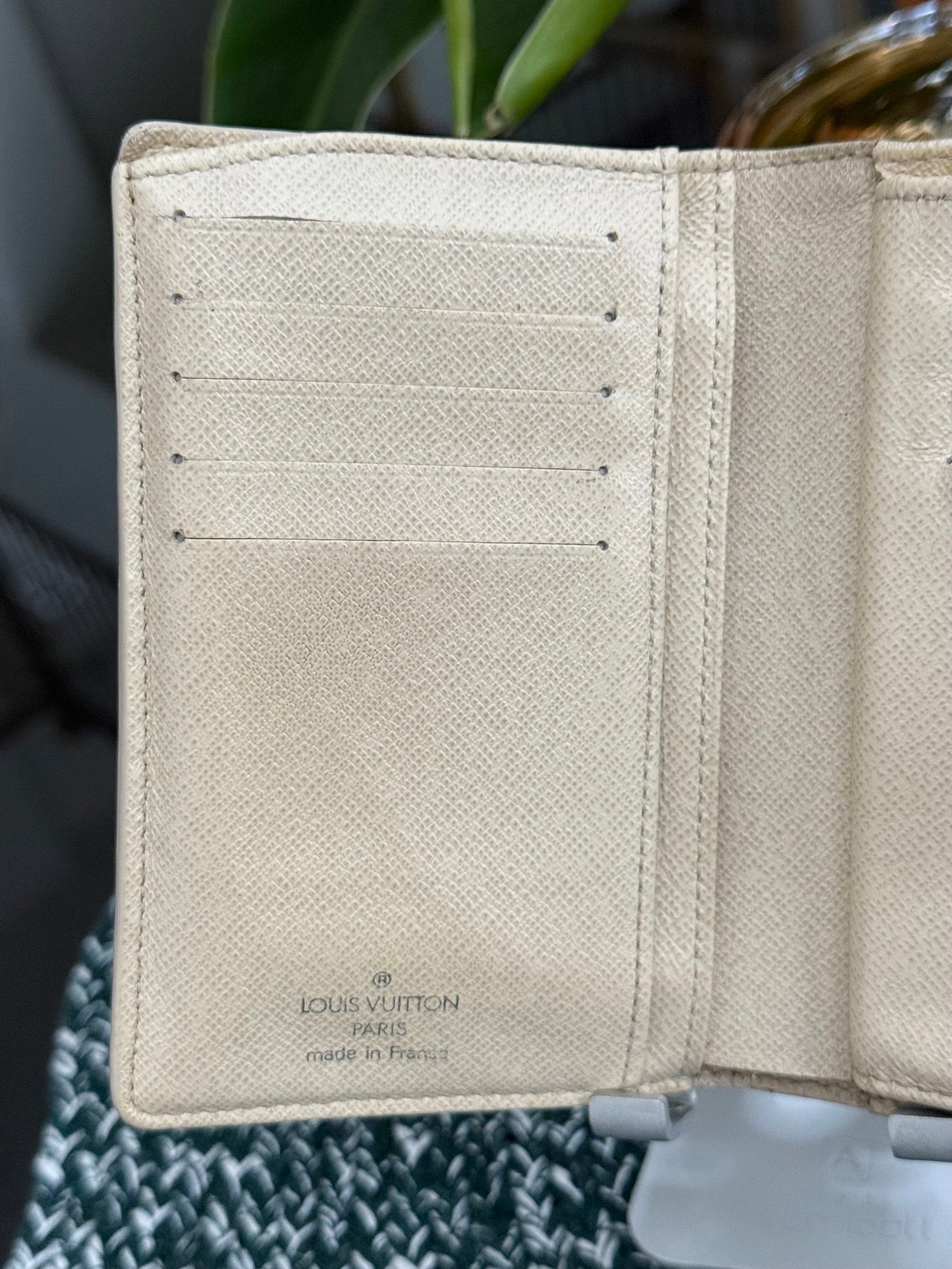 Kisslock Wallet in Azur 🗓️ Year: 2007