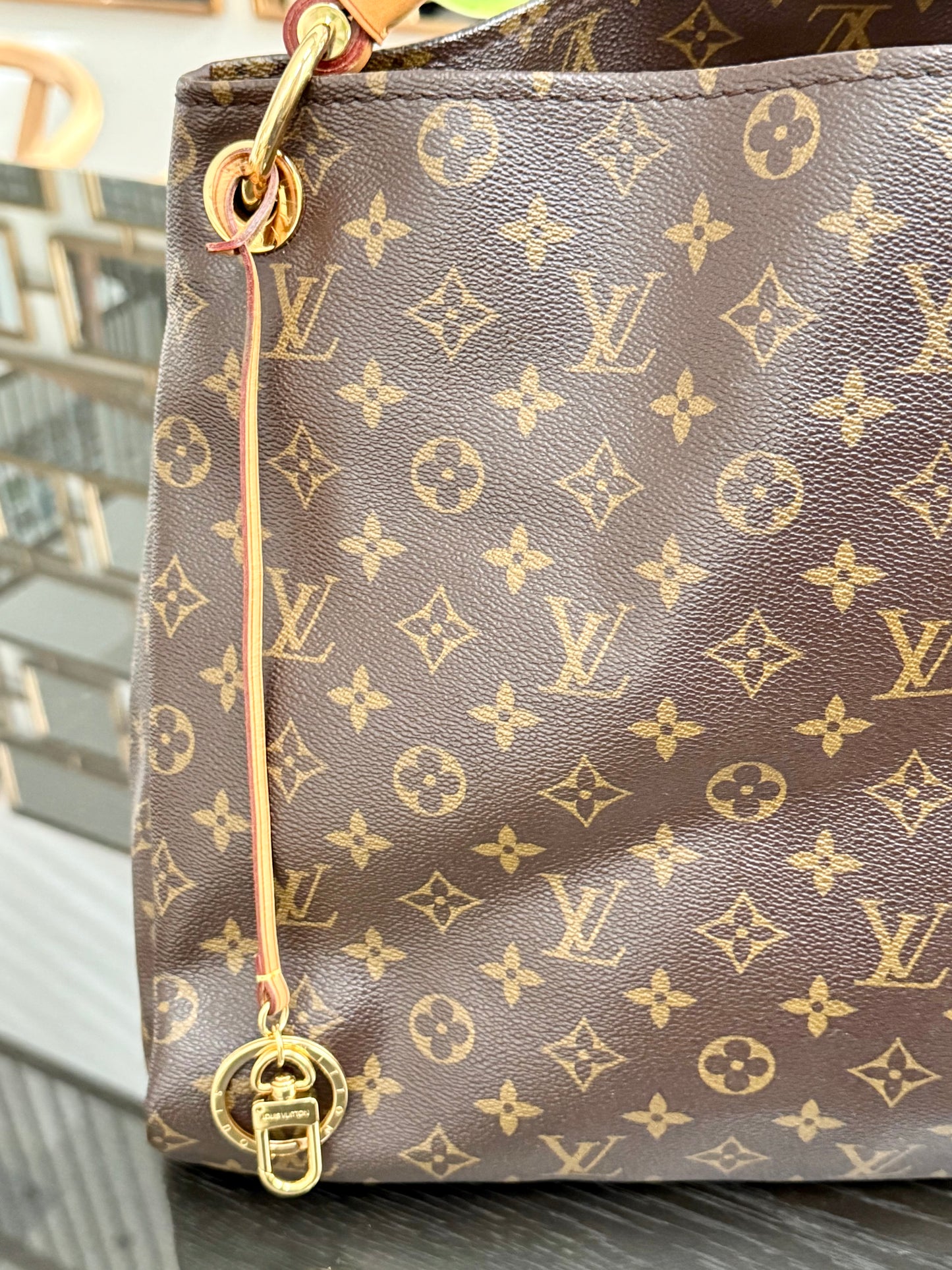 Artsy MM with Dustbag and Insert Organizer - 📅 Year: 2011