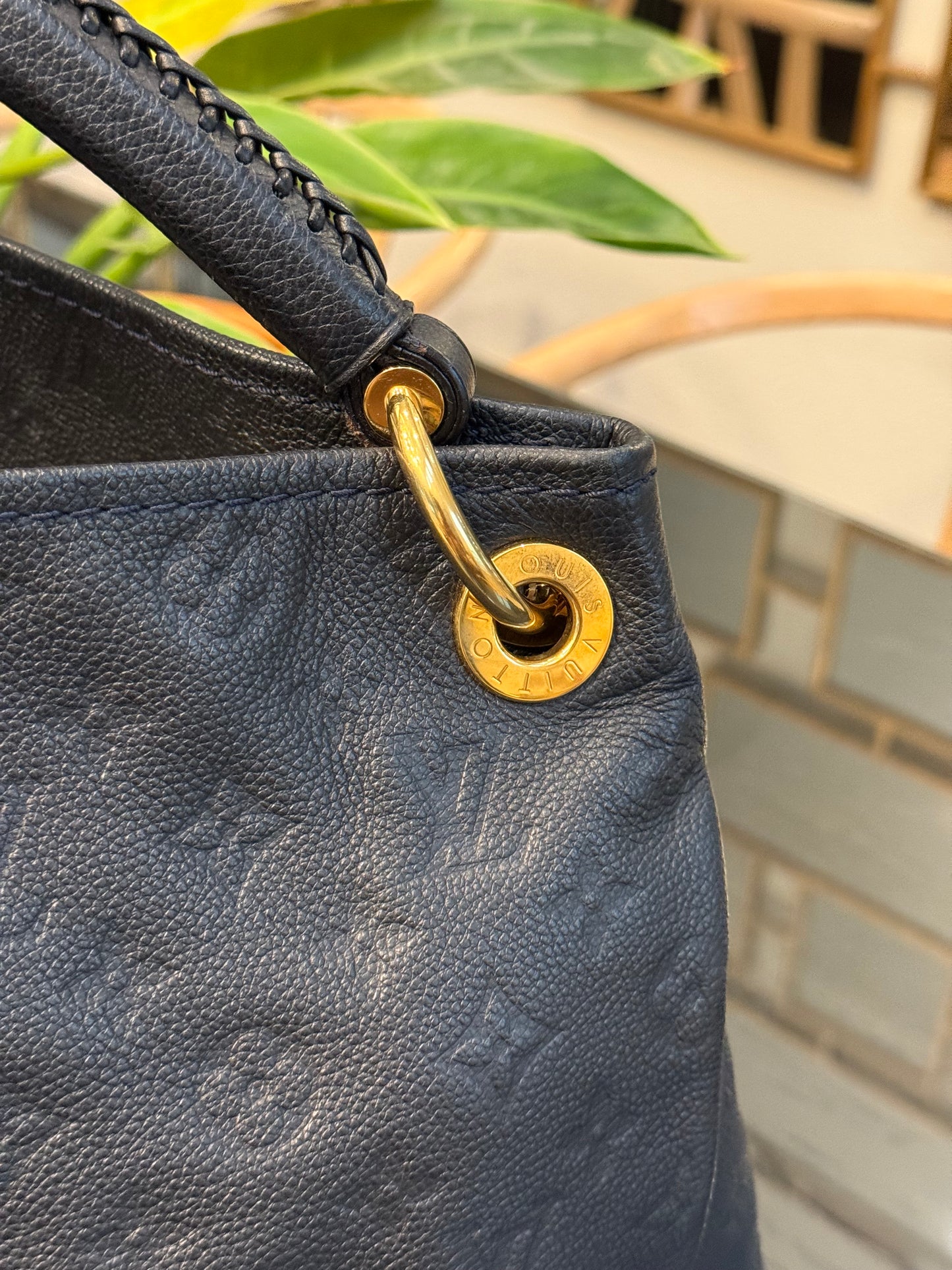 Artsy MM Empriente in Black/ Dark Blue with Dustbag and Insert Organizer 📅 Year: 2011