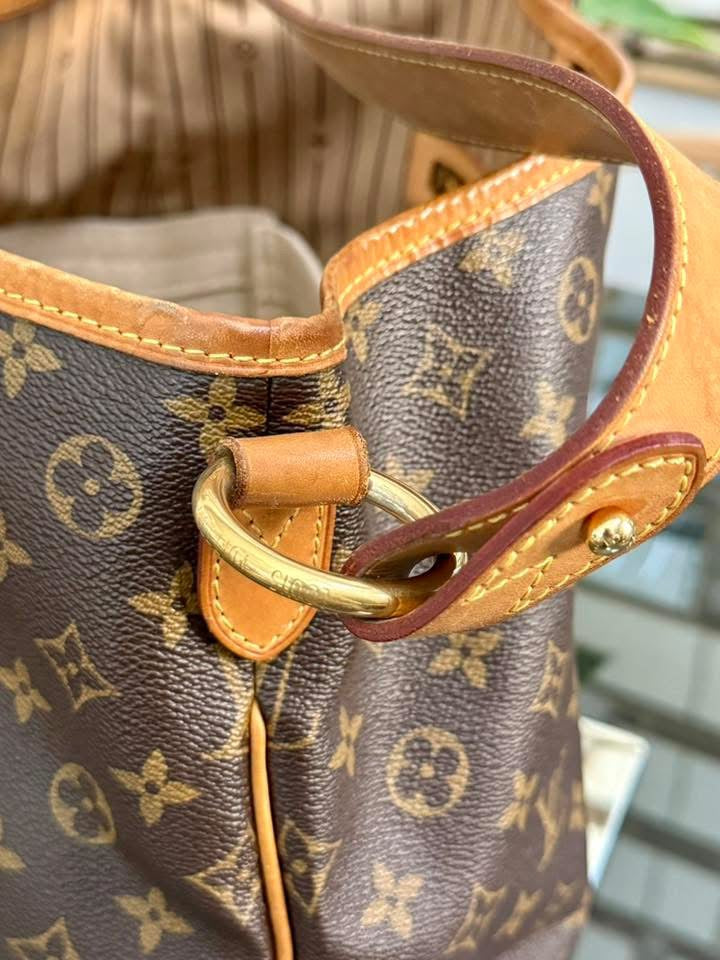 Delightful MM with Dustbag and Insert Organizer 📅 Year: 2011