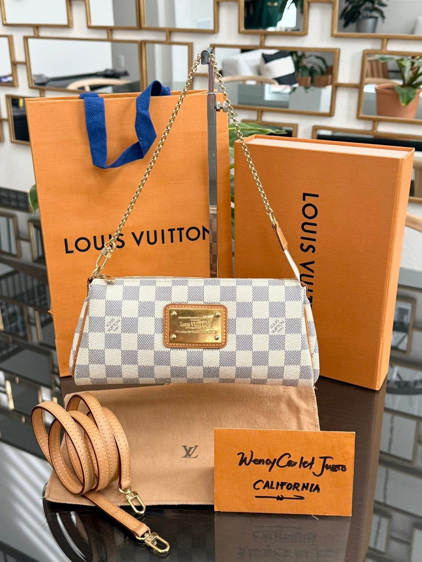 Eva Clutch in Azur with Original Strap, Box and Dustbag 🗓️ Year: 2011