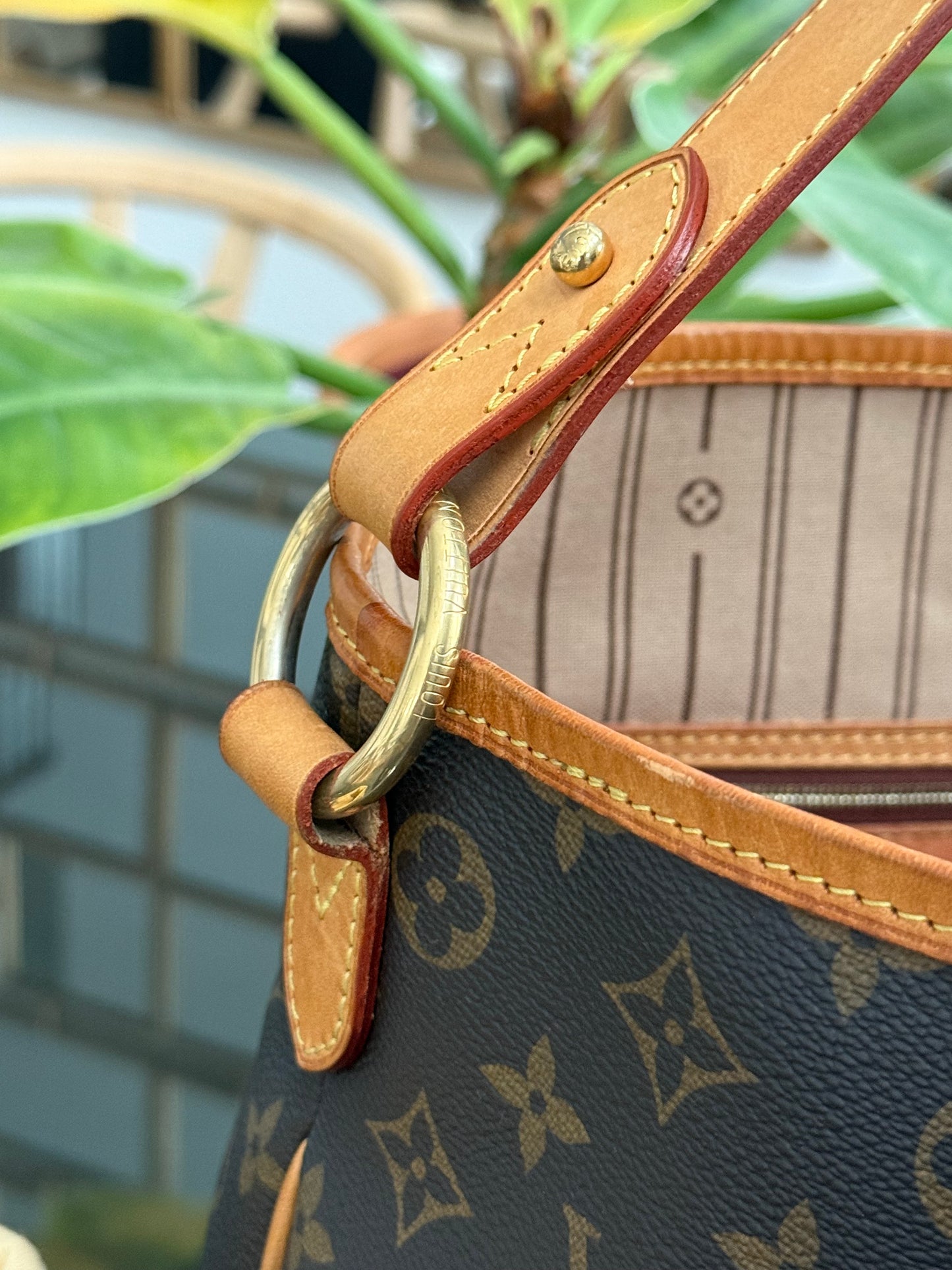 Delightful PM with Dustbag and Insert Organizer 🗓️ Year: 2012