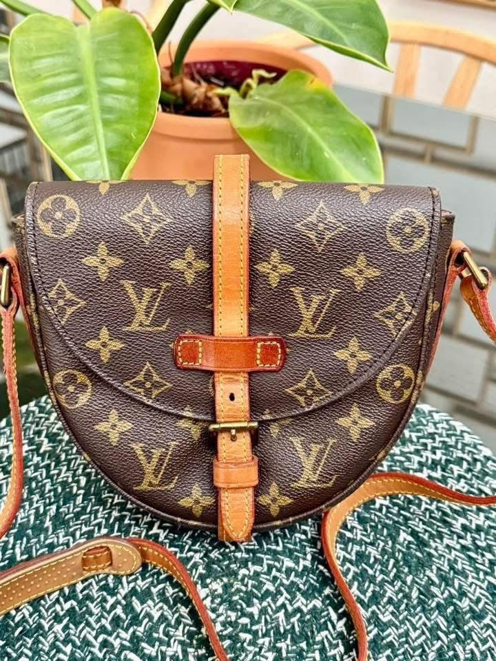 Chantilly PM Crossbody Bag 🌺 Year 1988
