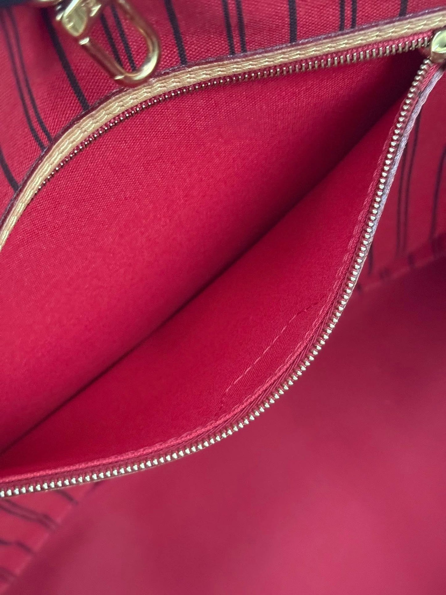 Neverfull MM Monogram in Cerise with Dustbag and Non branded Twilly🌺 📅 Year: 2014