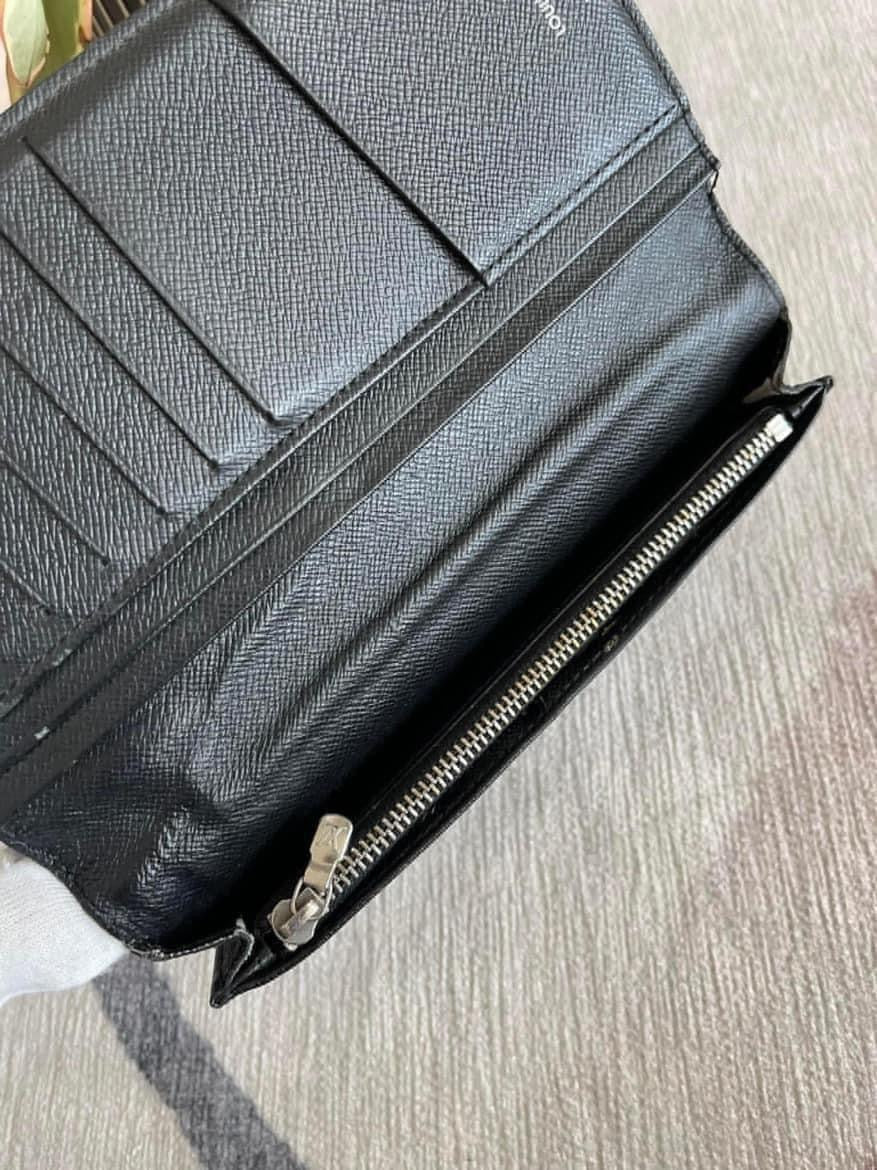 Brazza Wallet in Damier Graphite -Year 1999