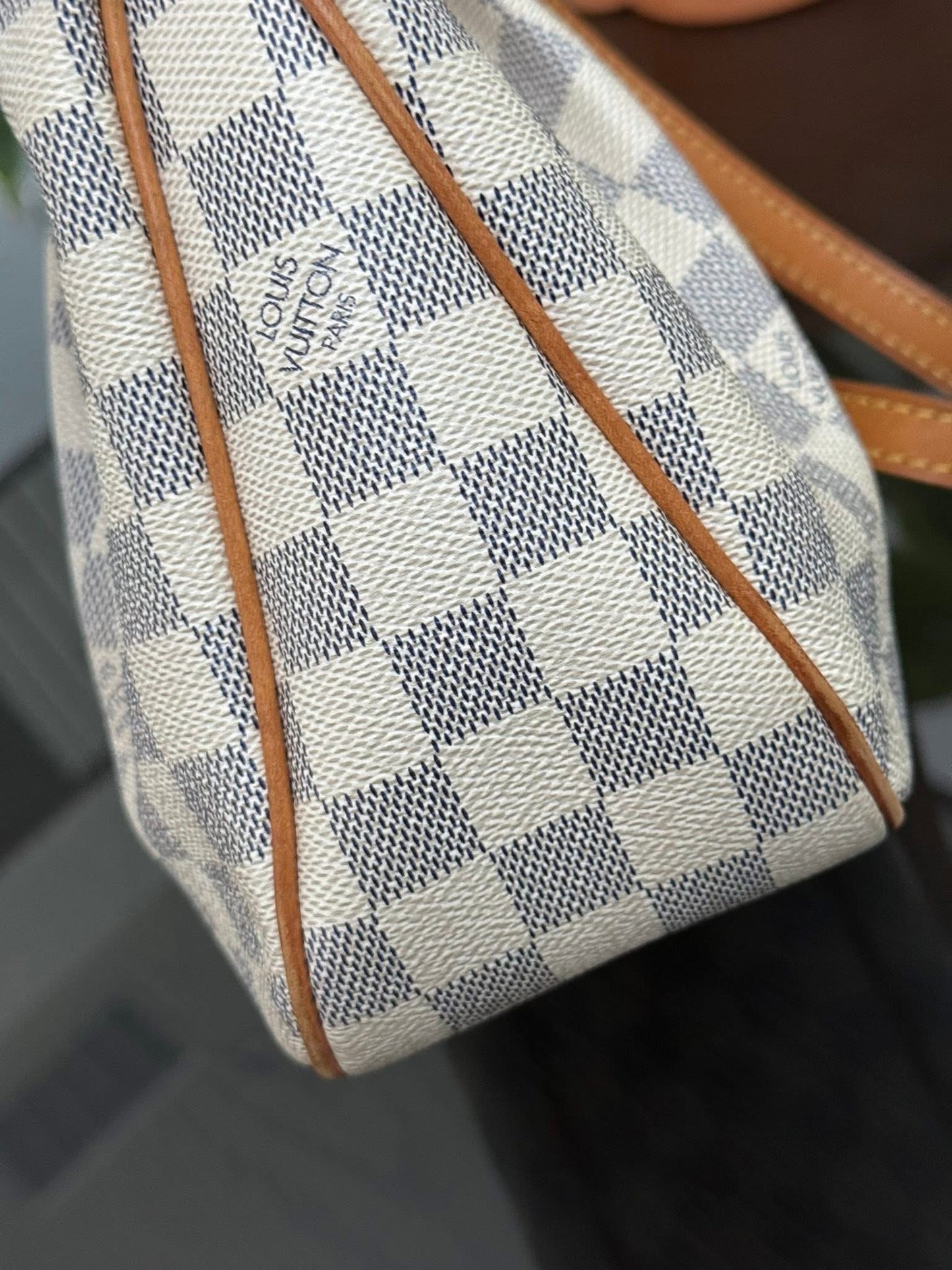 Siracusa PM Crossbody - 🗓️ Year: 2011