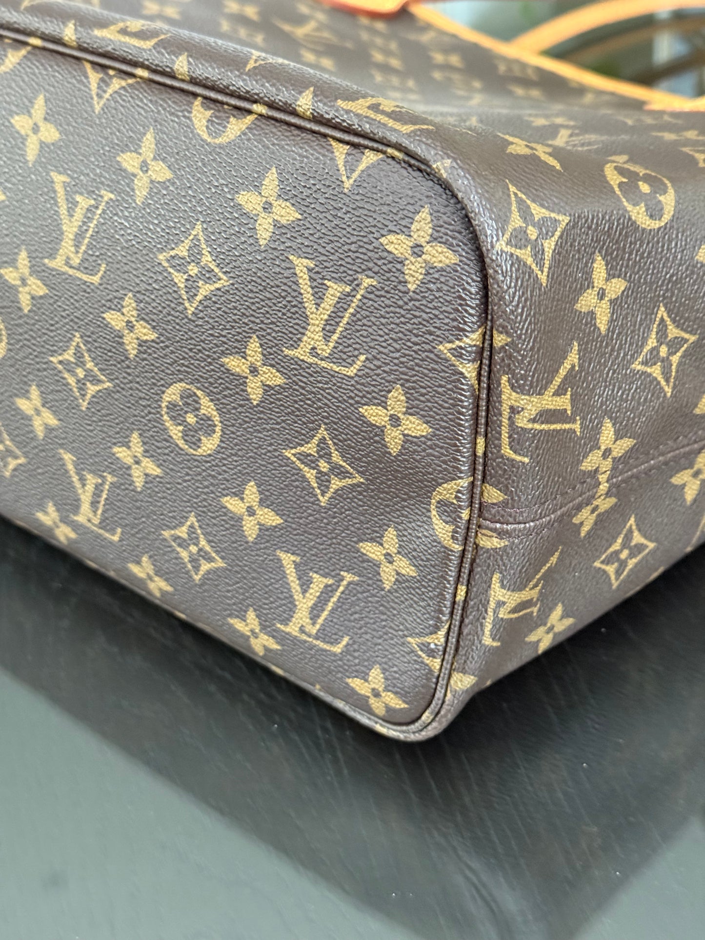 Neverfull MM in Peony with Insert Organizer and Dustbag 🗓️ Year: 2016