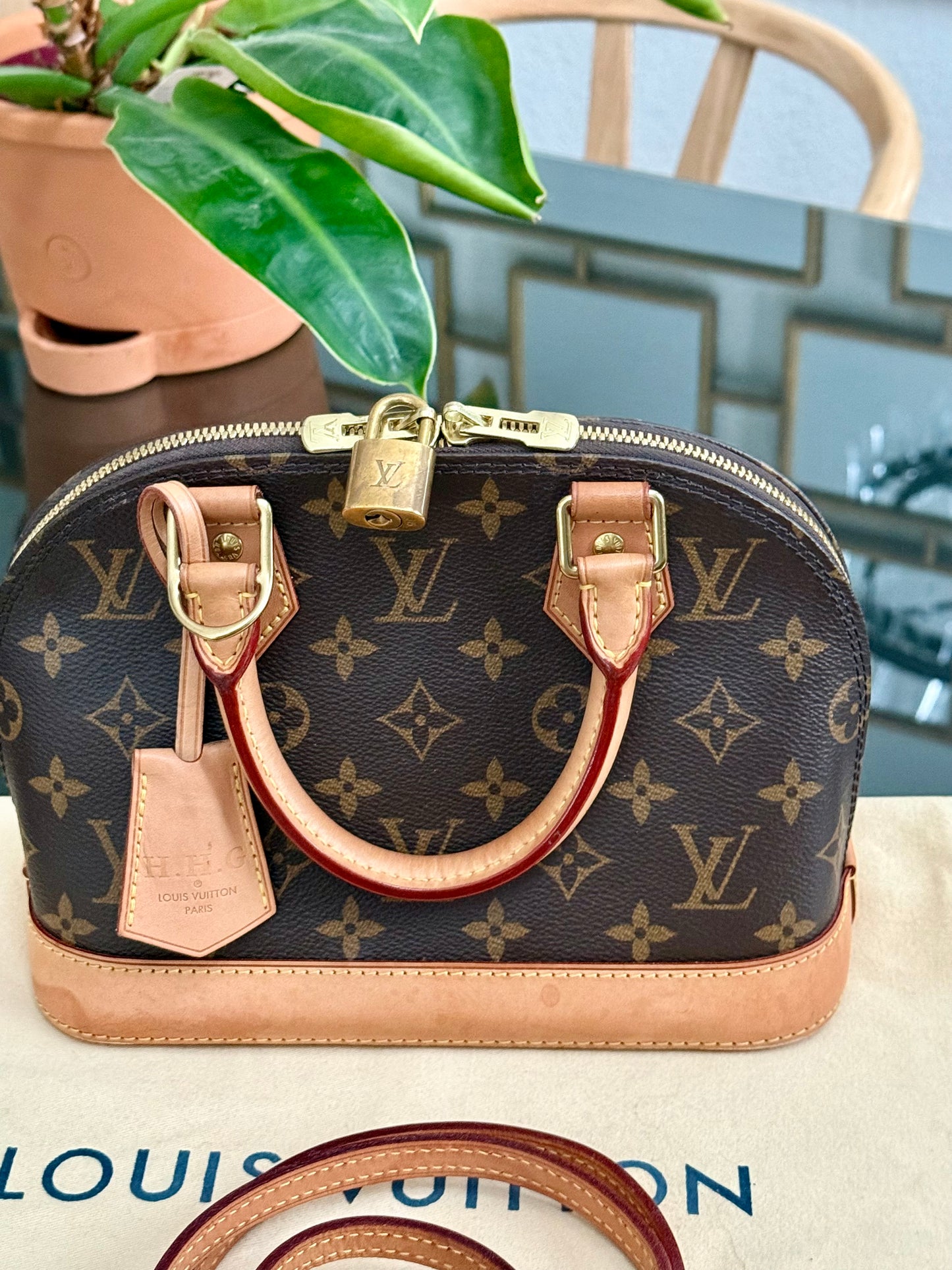 Alma BB with Original Strap , Clochette , Lock 🔐 keys, Box , dustbag and Paper bag - 📅 Year: 2021