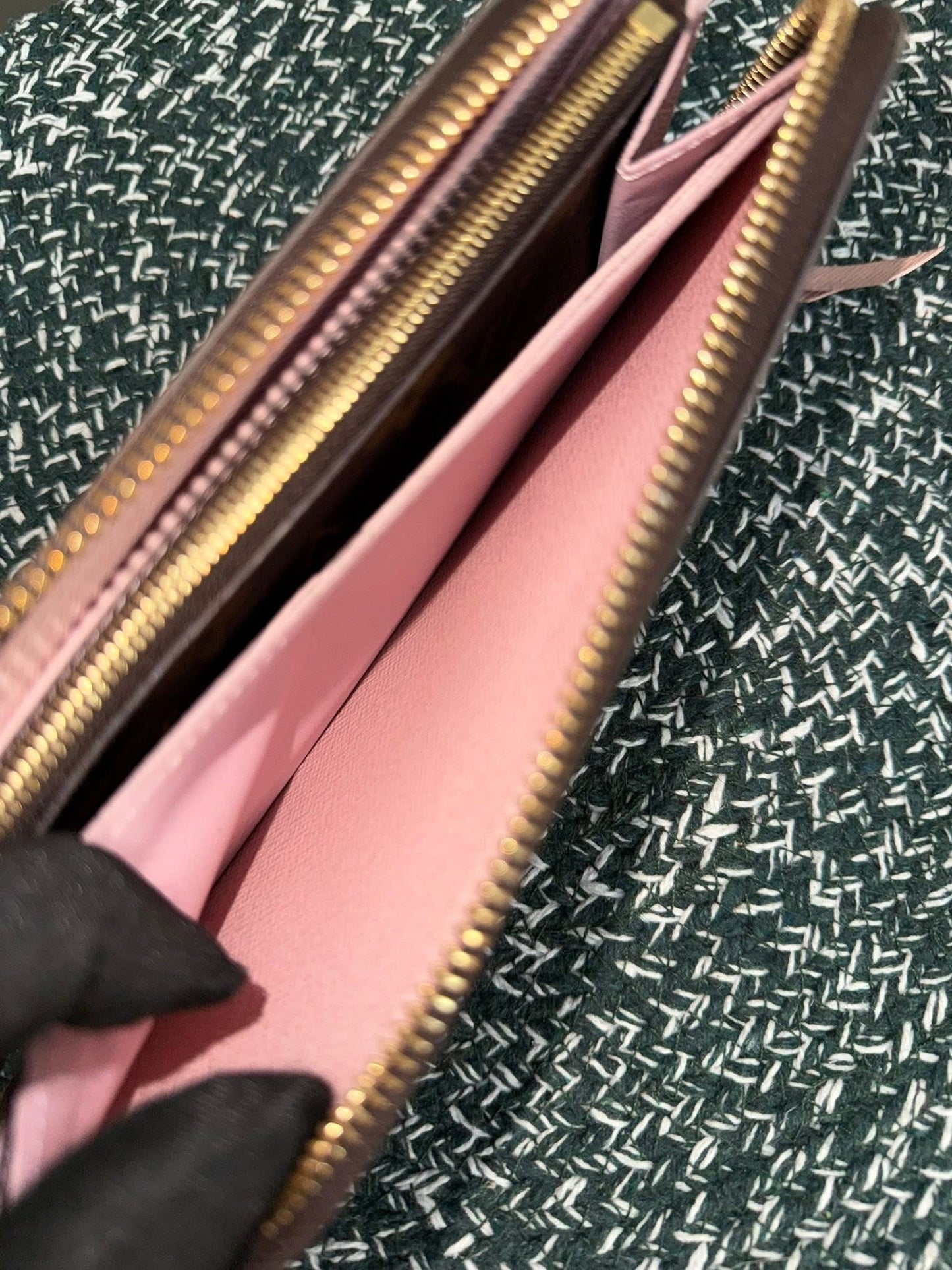 Clemence Wallet Monogram in Rose Ballerine with Box 🗓️ Year 2017
