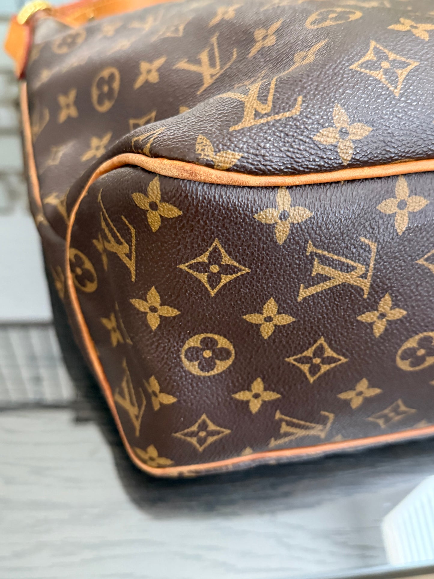 Delightful MM with Dustbag and Insert organizer 📅 Year: 2011