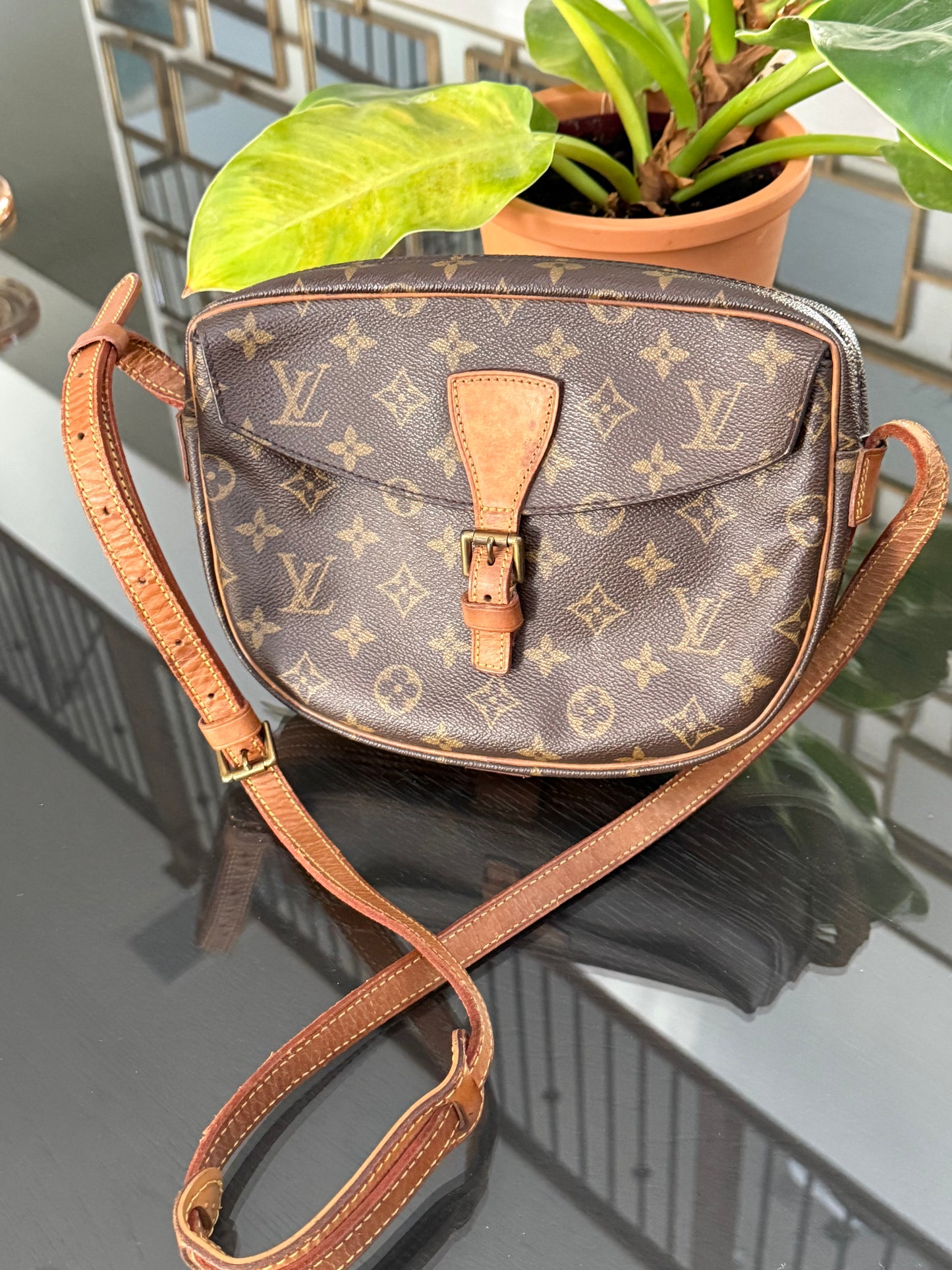 Jeaunefille MM Crossbody -Year: 1990