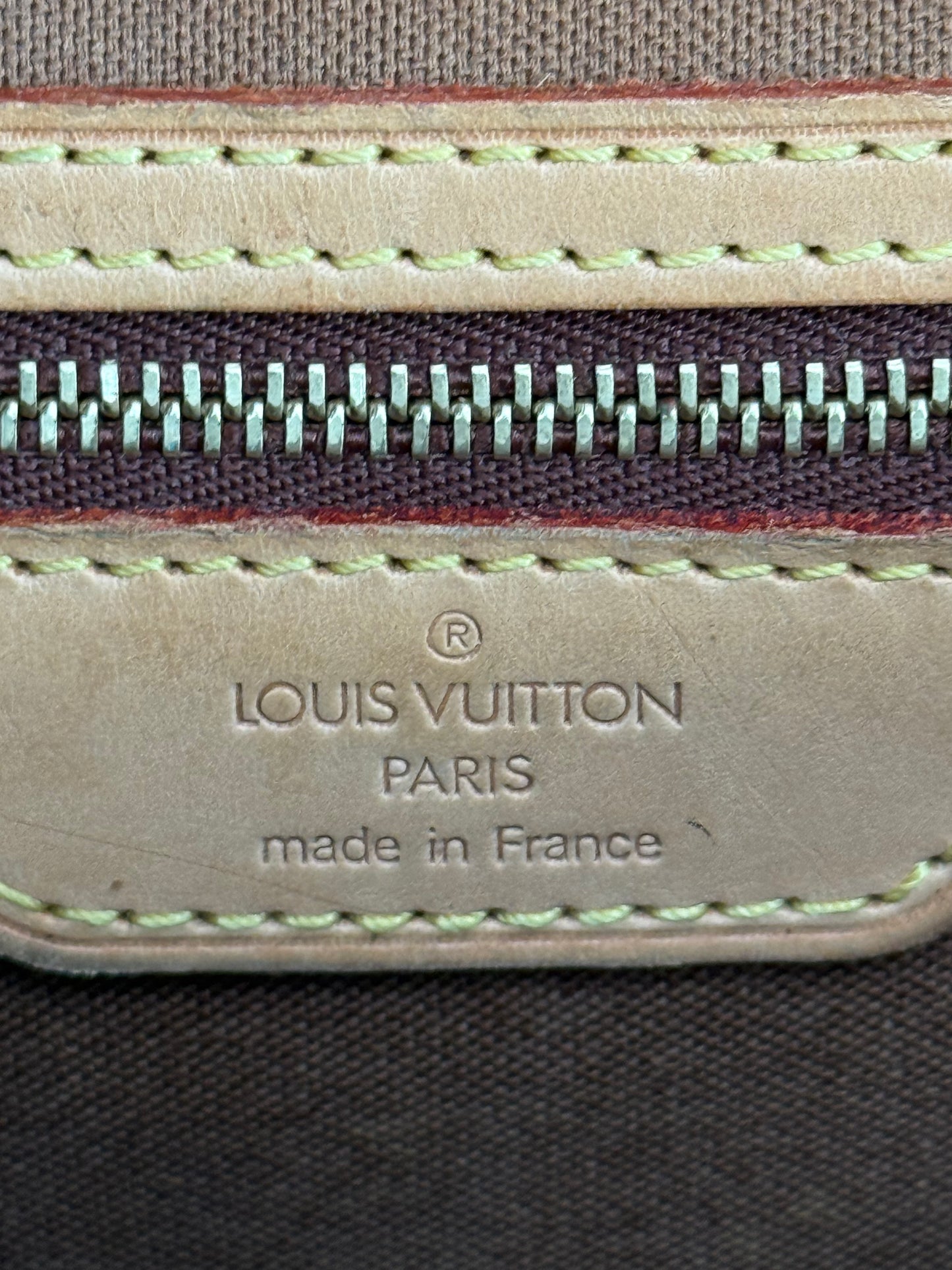 Sologne Crossbody 📅 Year: 2003