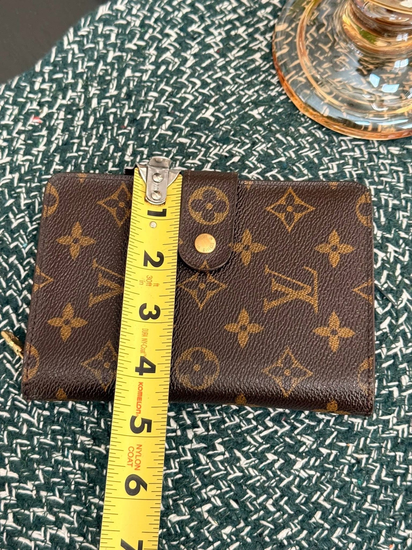 Etui Wallet Passport Holder in Monogram with 8 Cardholders 🗓️ Year: 1990