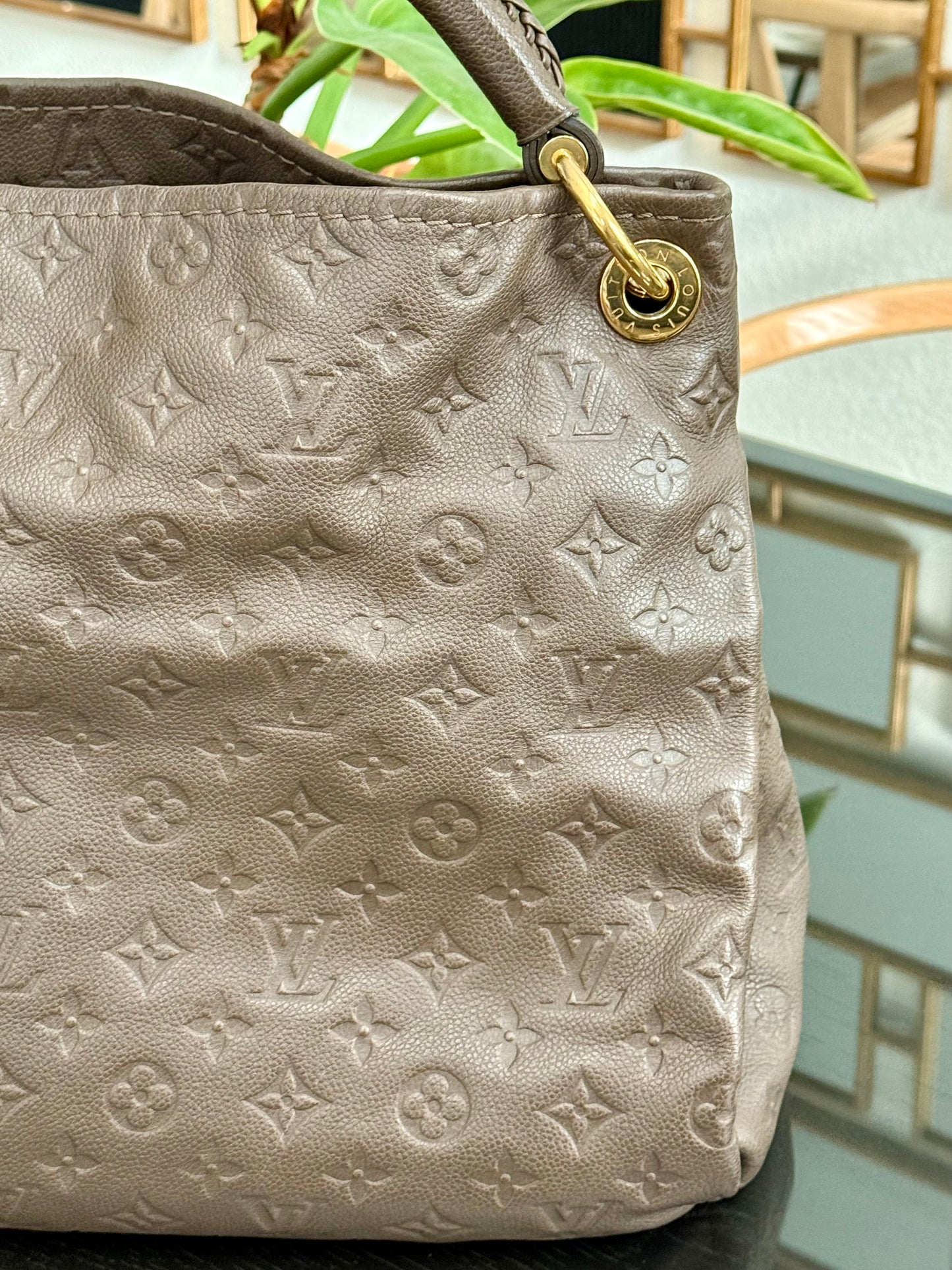 Artsy MM Empriente Ombre with Dustbag and Insert Organizer 📅 Year: 2011