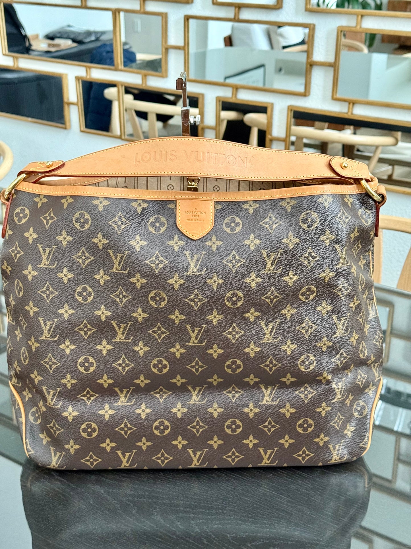 Delightful MM with Dustbag 📅 Year: 2010