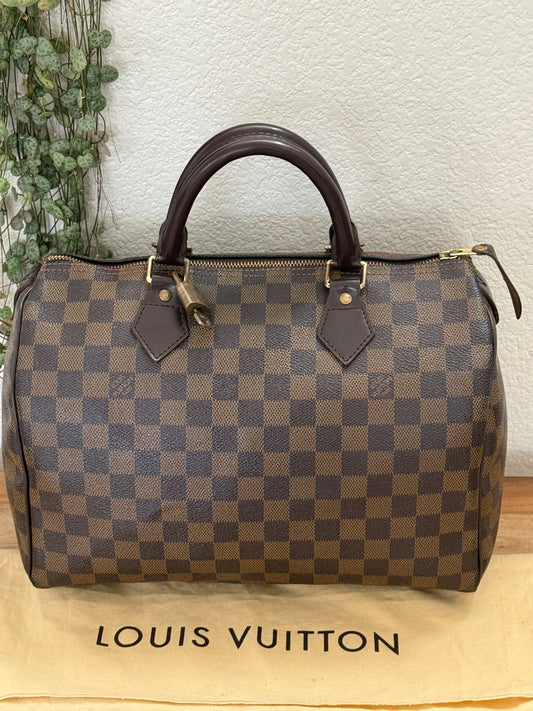 Speedy 30 in DE with 🔐 Lock & Key and Dustbag - 📅 Year: 2008
