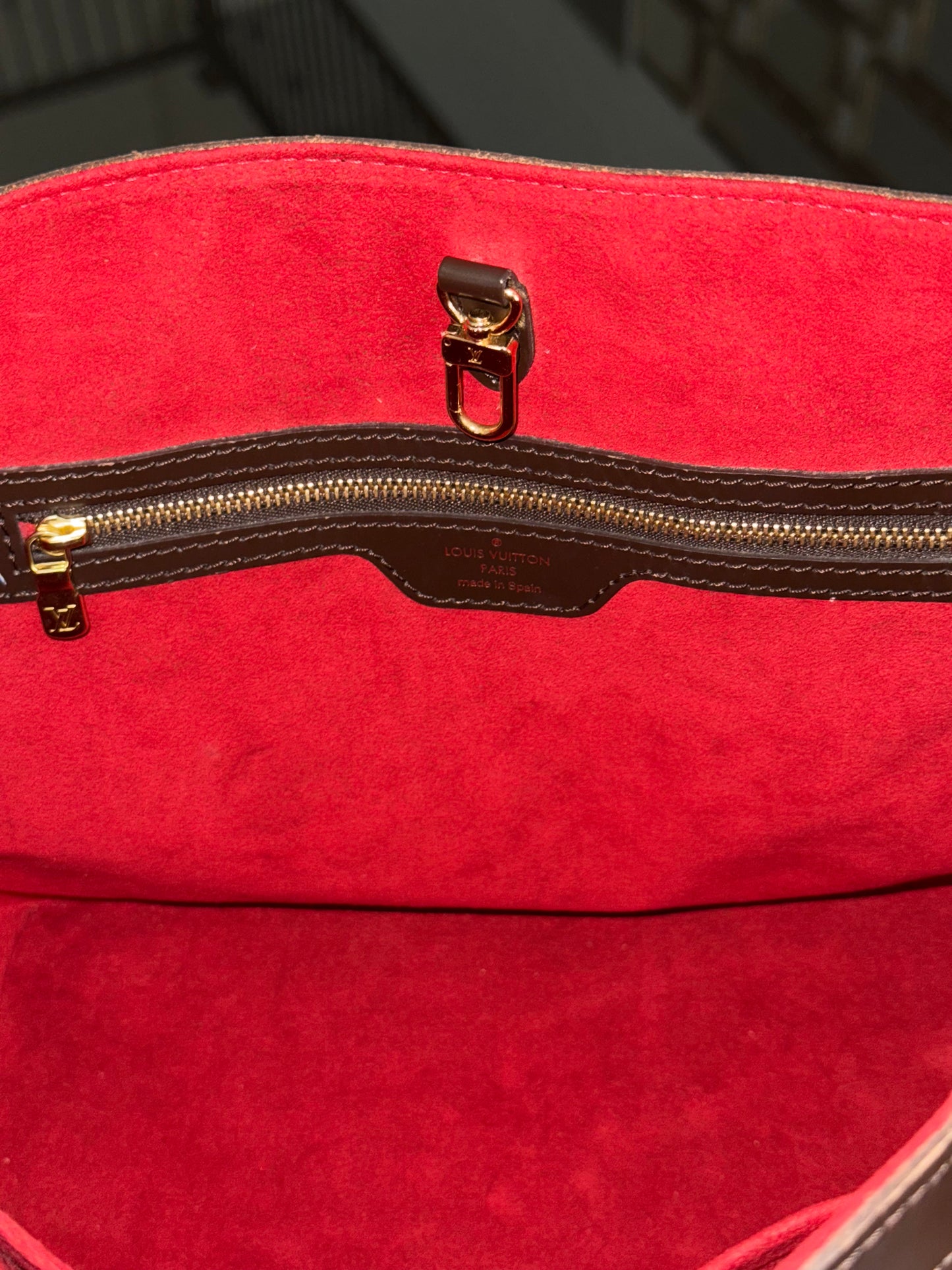 Hampstead PM in DE with Insert Organizer and Dustbag -🗓️ Year: 2010