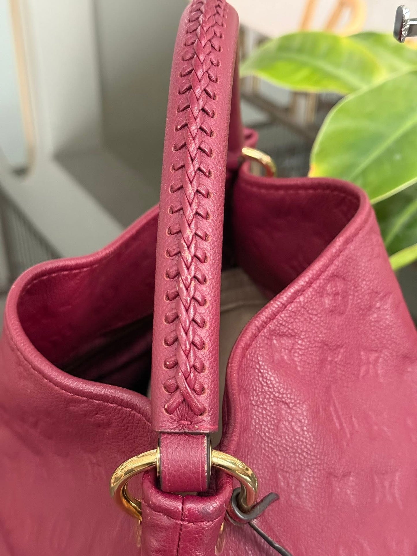 Artsy MM Empriente in Burgundy with Dustbag and Insert Organizer 📅 Year: 2017