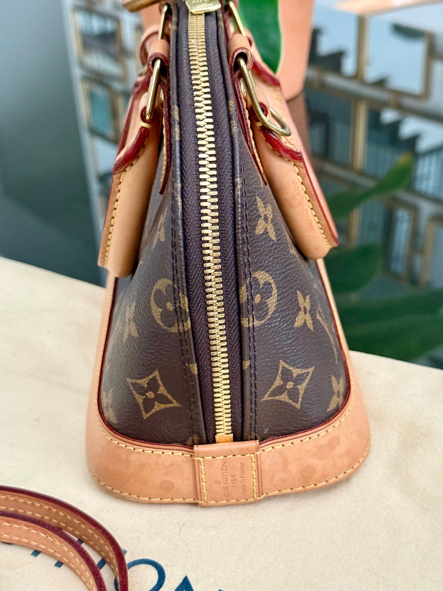 Alma BB with Original Strap , Clochette , Lock 🔐 keys, Box , dustbag and Paper bag - 📅 Year: 2021