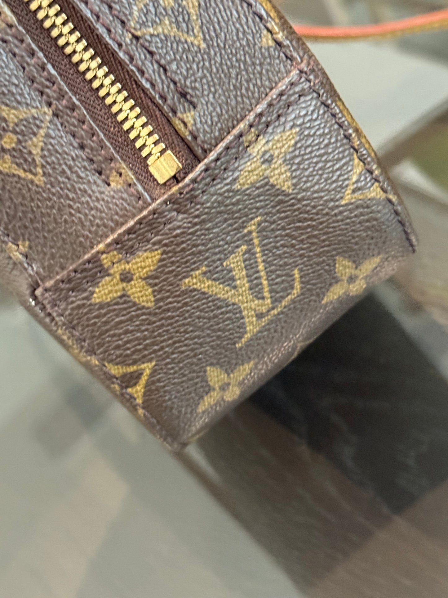 Spontini 2 Way Crossbody Bag 🗓️ Year 2004