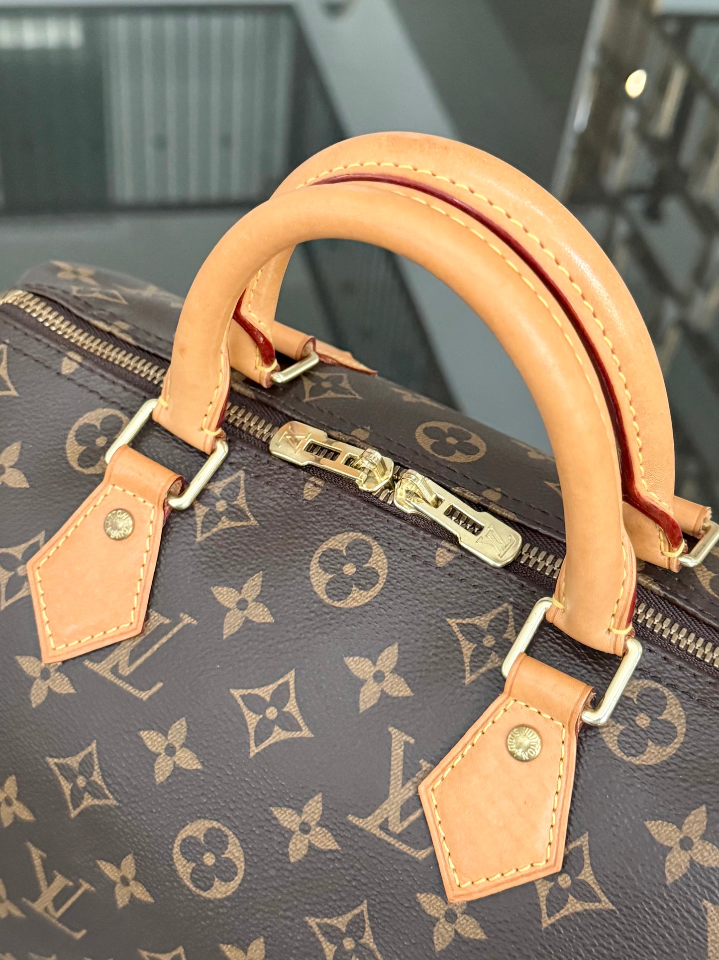 Speedy 30 Bandoulier in Monogram with 🔐 lock, Key and Dustbag -🗓️ Year: 2017