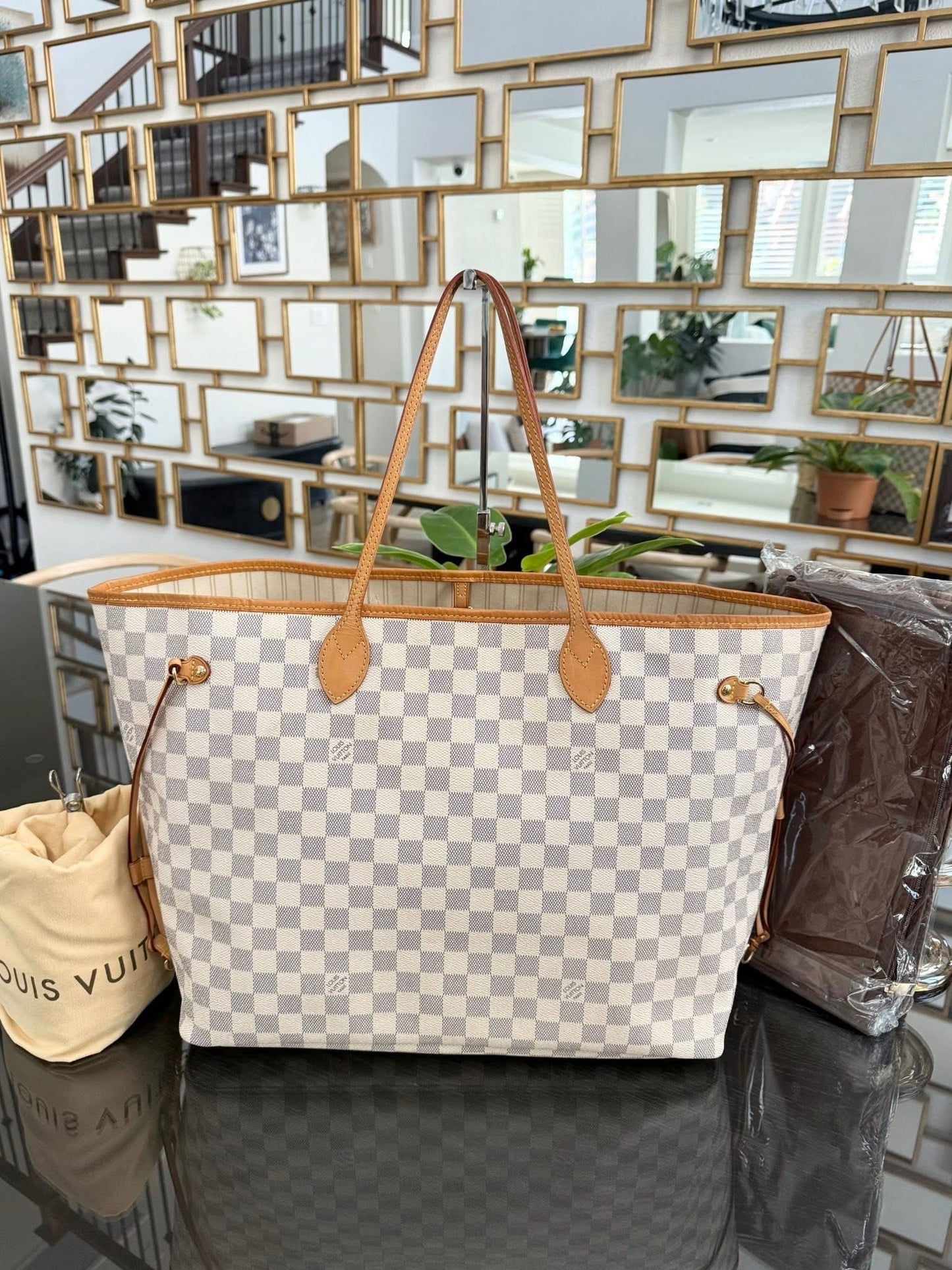Neverfull GM in Azur with Dustbag Insert Organizer 🗓️ Year: 2012