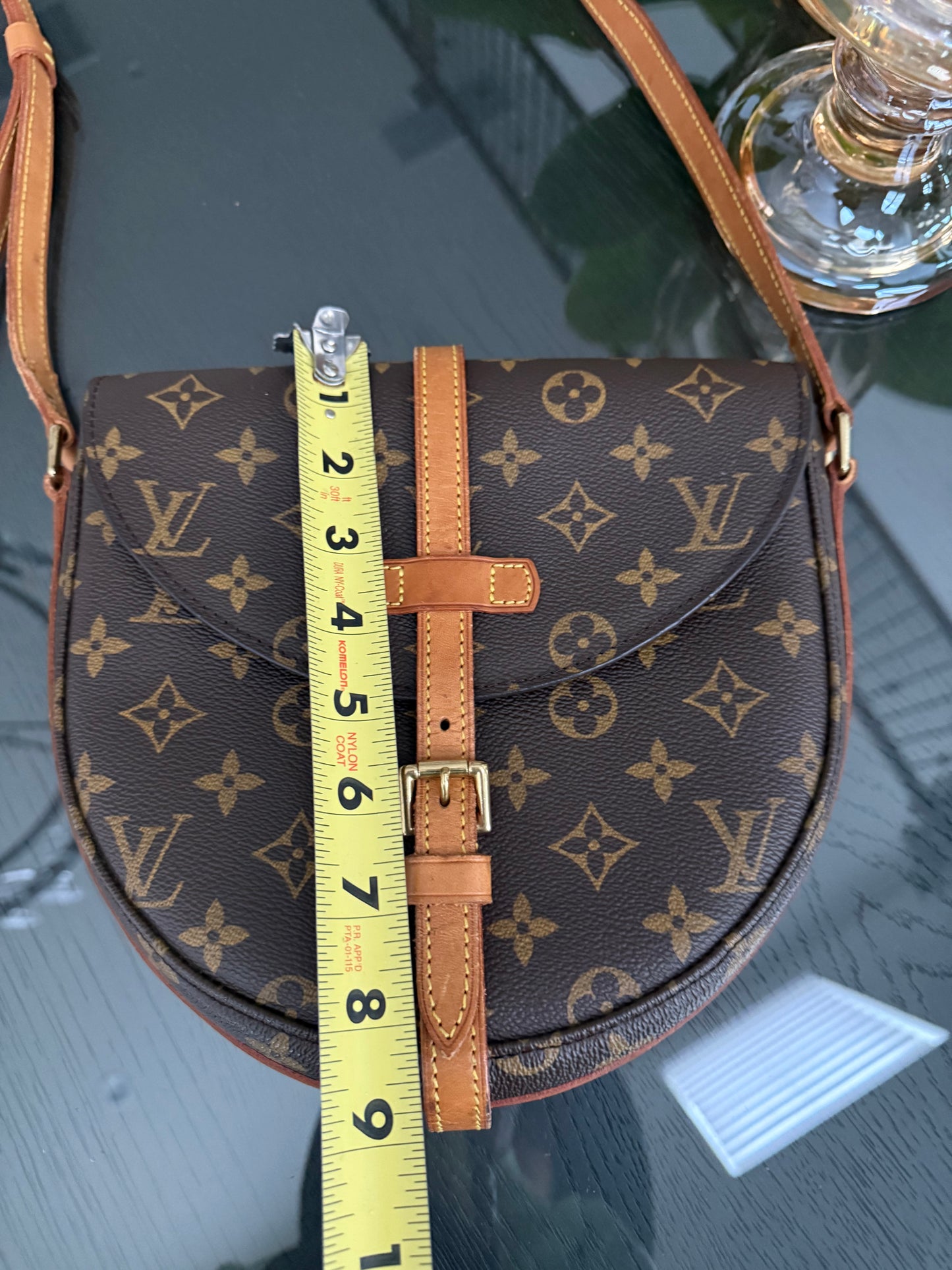 Chantilly MM Crossbody Bag 🌺Year: 1995