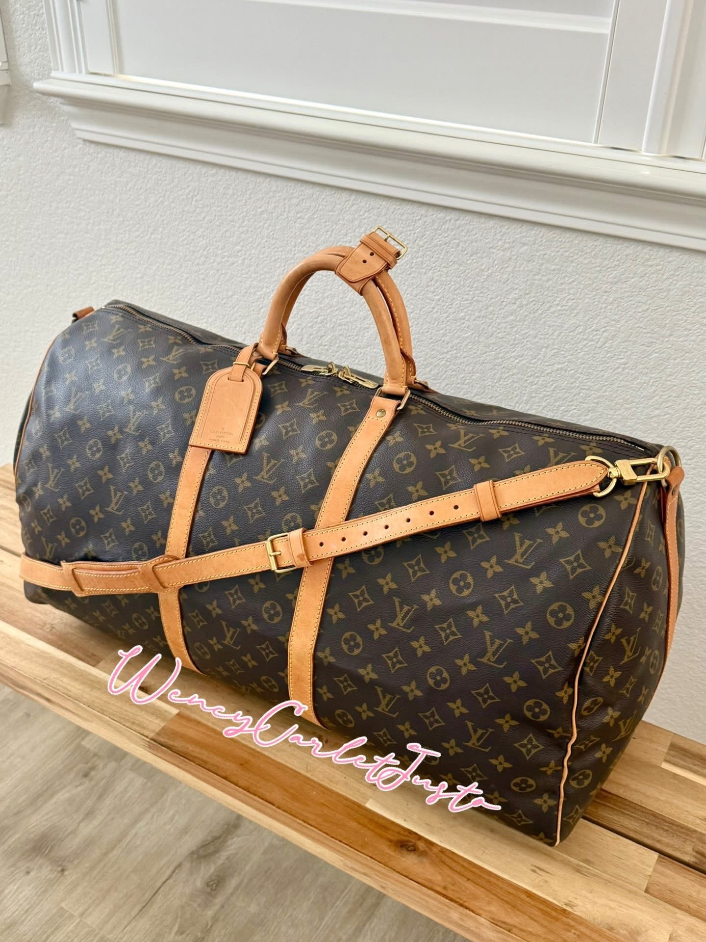 Keepall 60 Bandoulier with Original Strap, Luggage Tag and Poignet 📅 Year: 1994