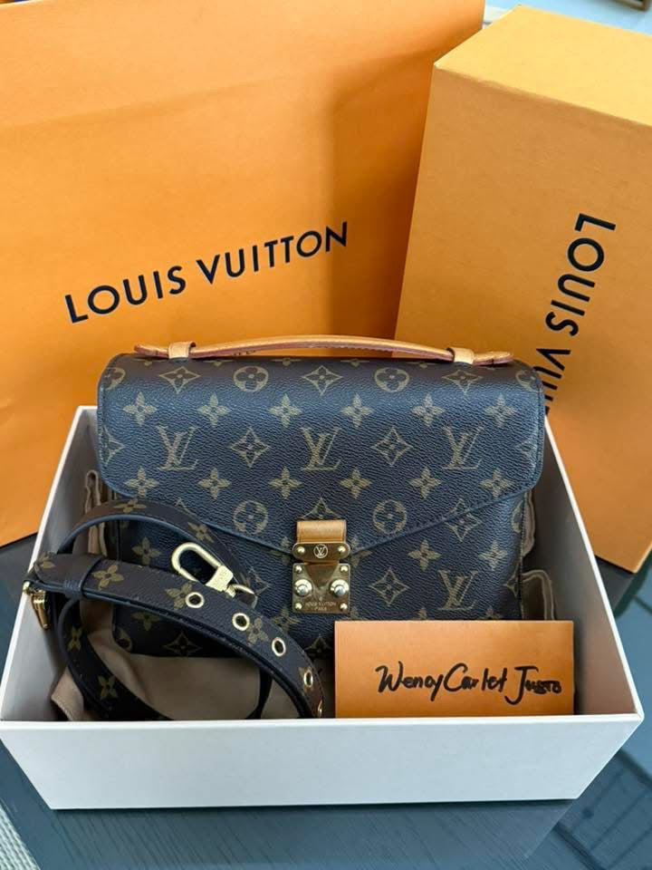 Pochette Metis in Monogram with Box, Dustbag, Insert organizer and Paper bag 🗓️ Year 2014