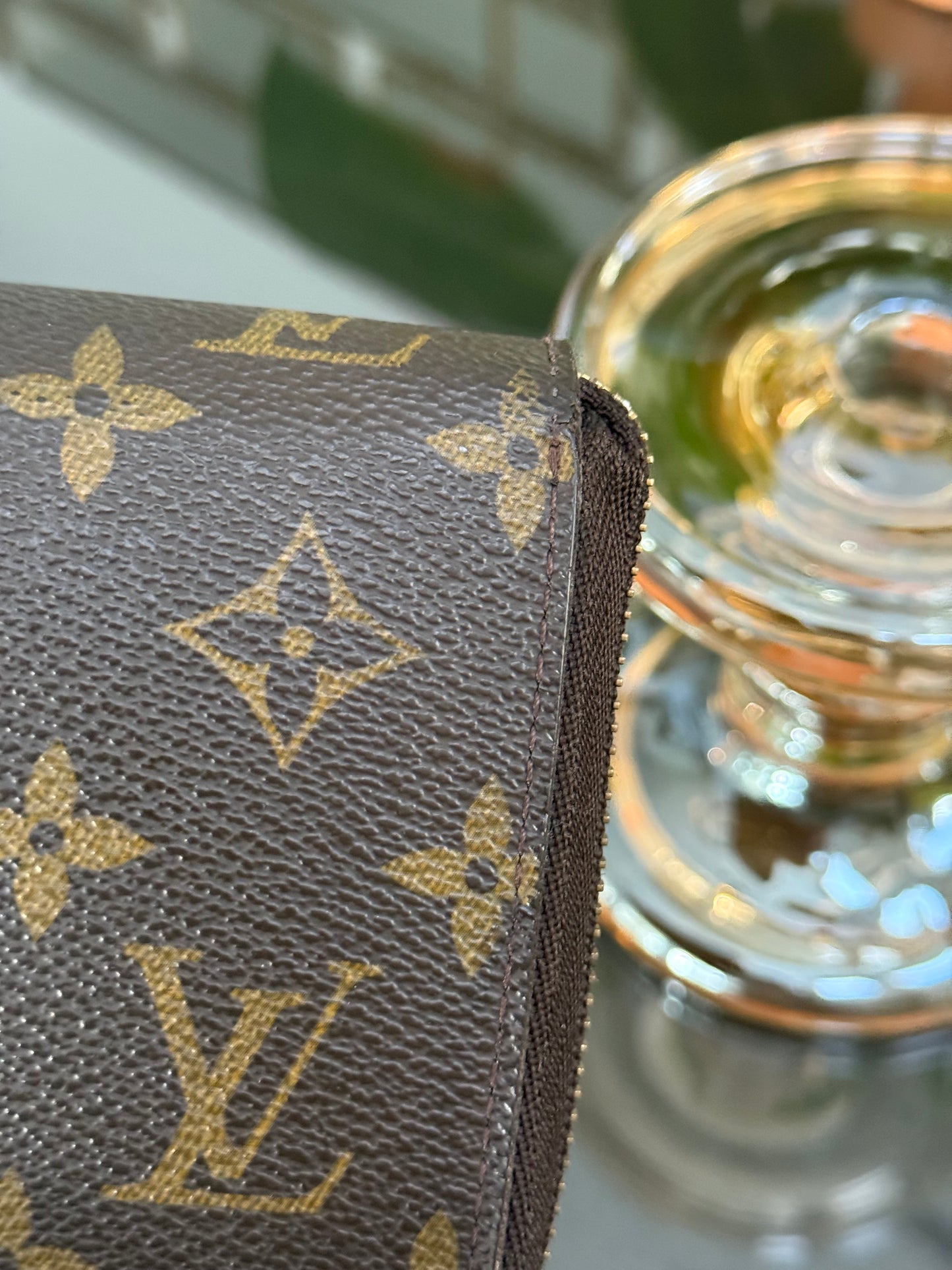 Zippy Wallet Organizer 📅 Year: 2008