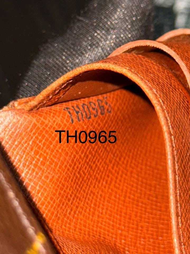 Monogram Elise Trifold Compact Wallet 🗓️ Year: 1995