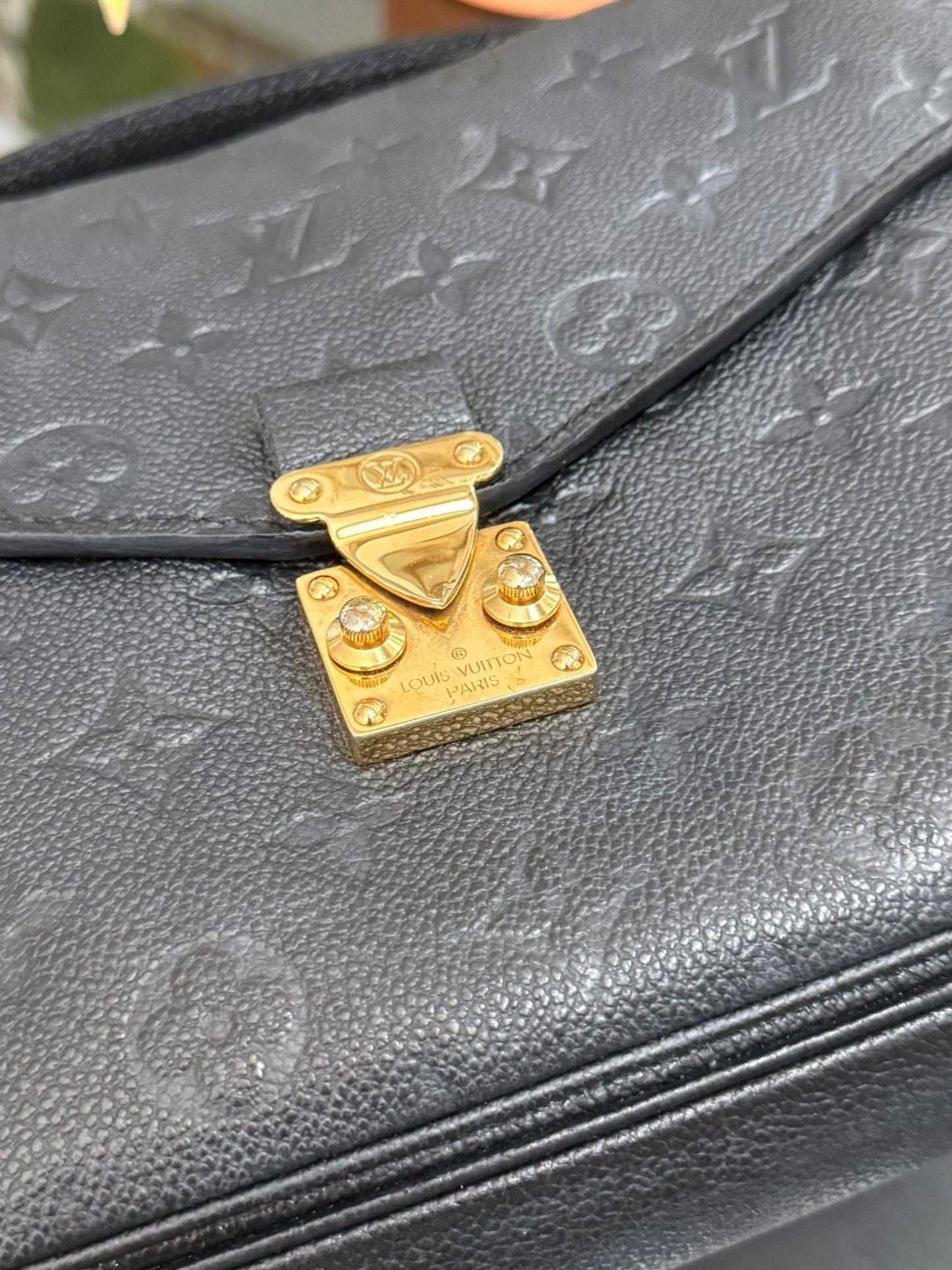 Pochette Metis Emptiente Noir with Box, Dustbag, Insert Organizer, Box and Paper bag -Microchip & Authenticed